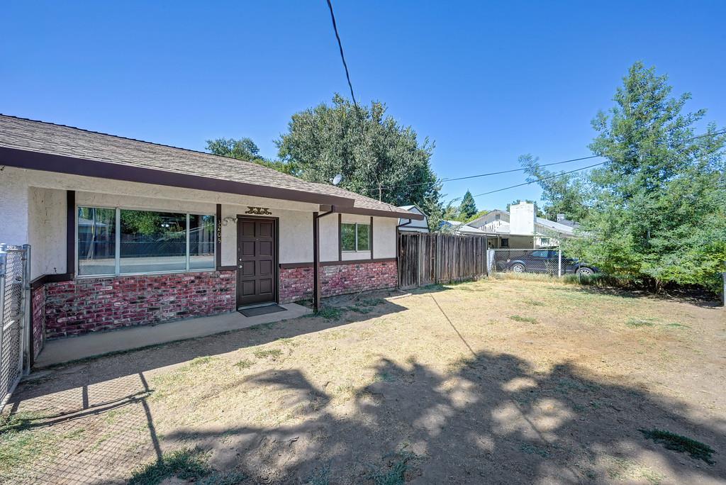 3205 Panama Avenue