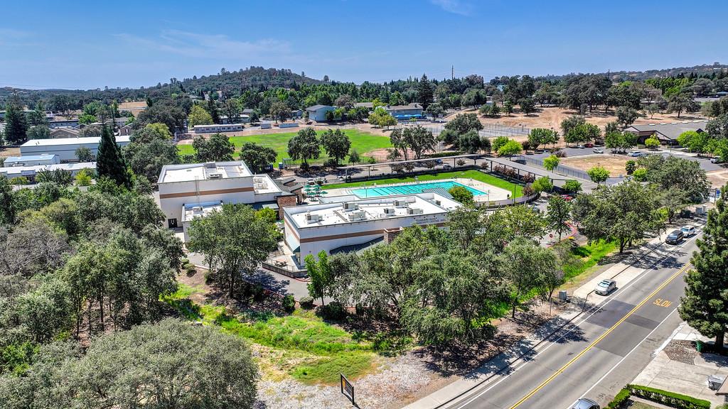 2535 Country Club Drive