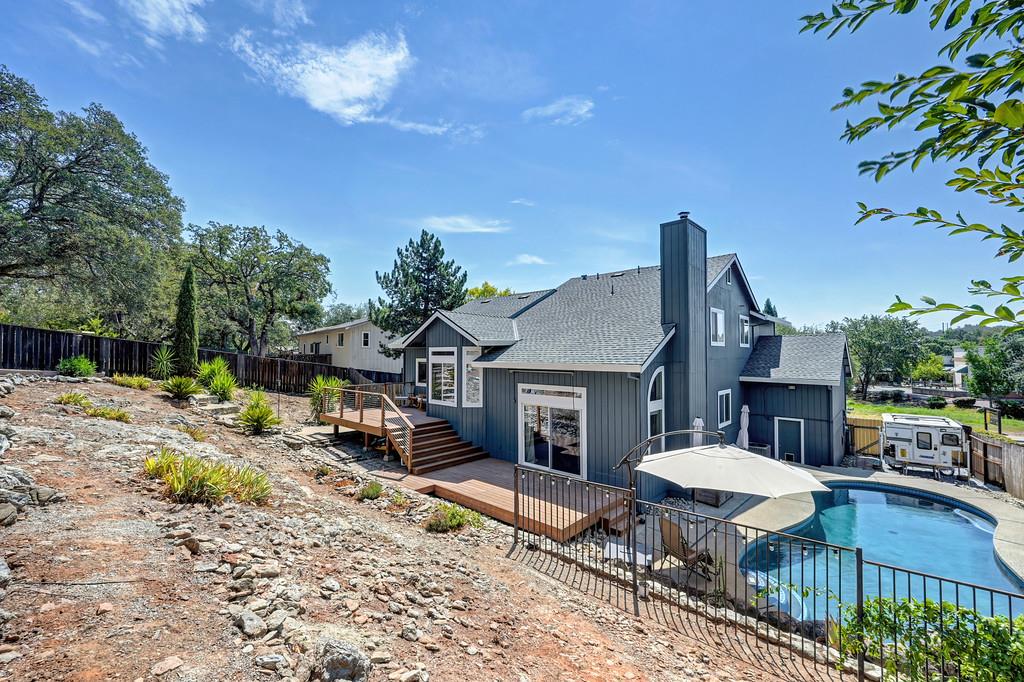 2535 Country Club Drive