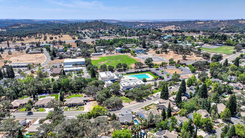 2535 Country Club Drive
