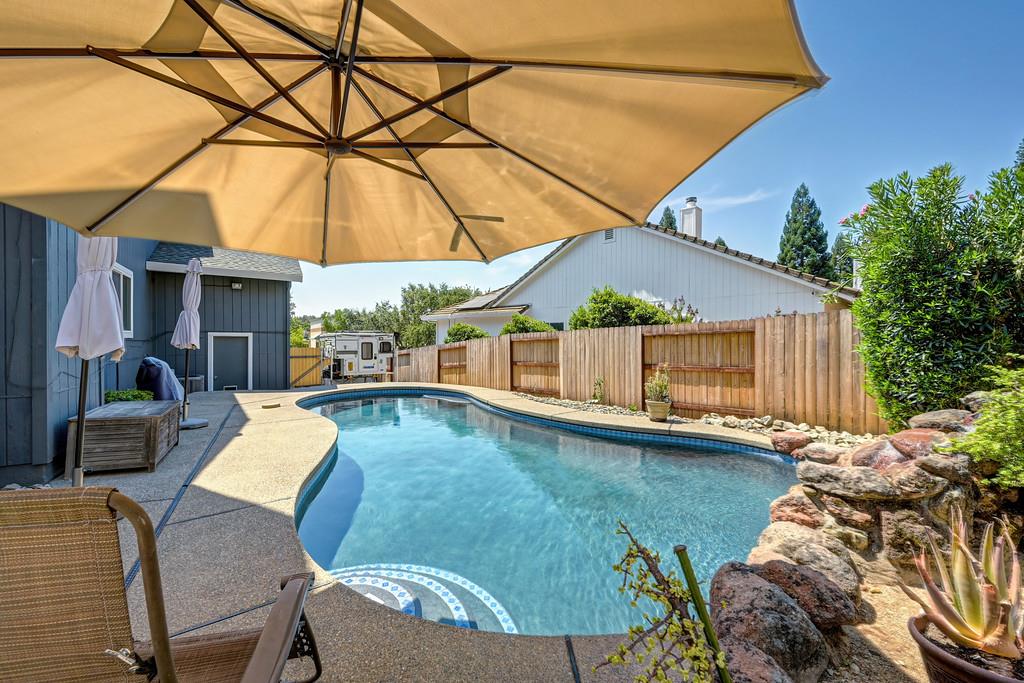 2535 Country Club Drive