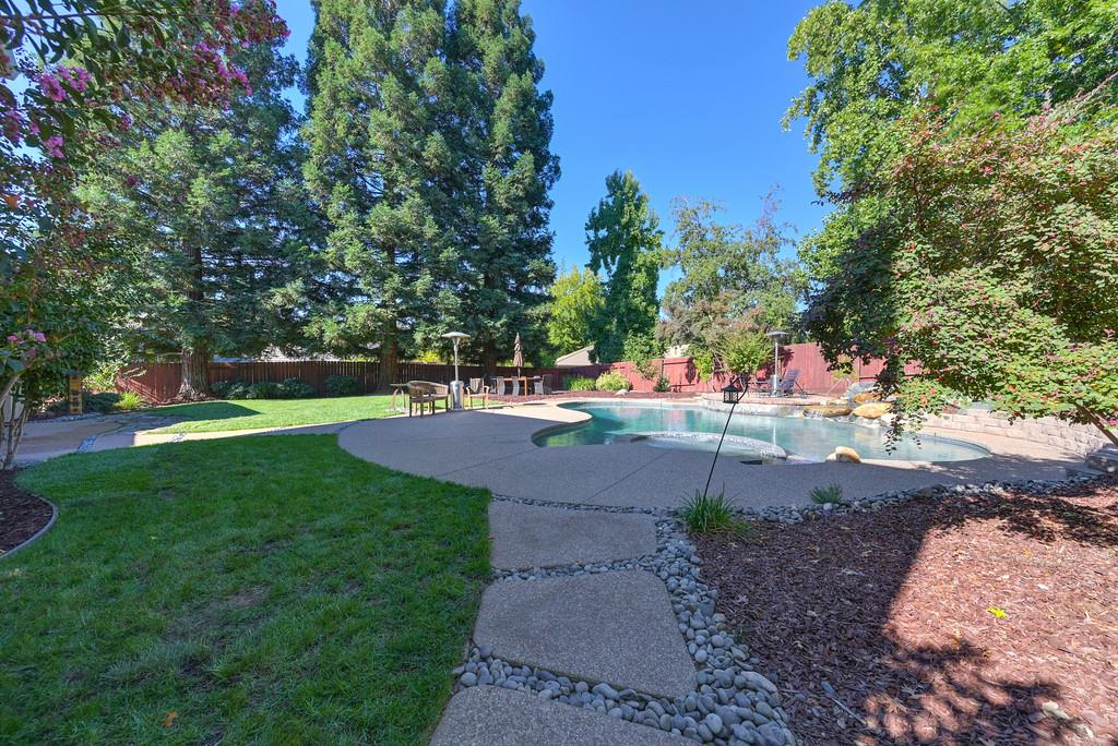 10917 Sunrise Ridge Circle