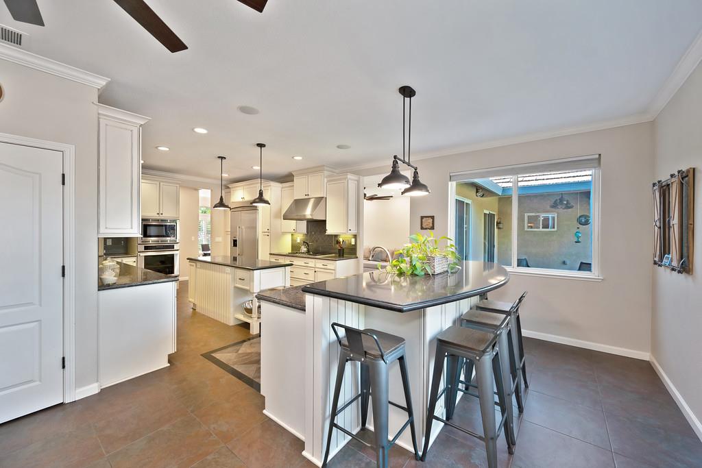 10917 Sunrise Ridge Circle
