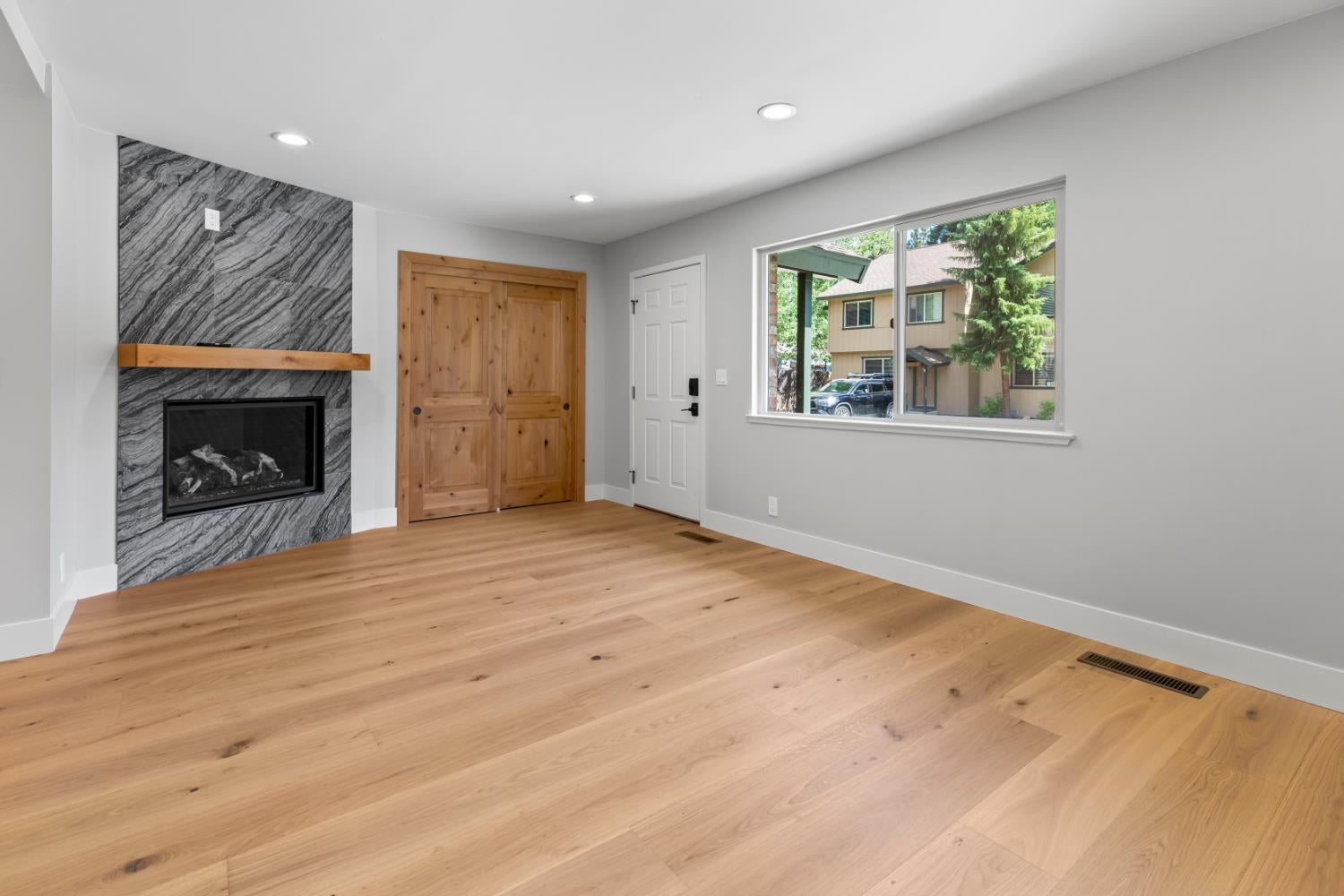 3101 Lake Forest Road 51
