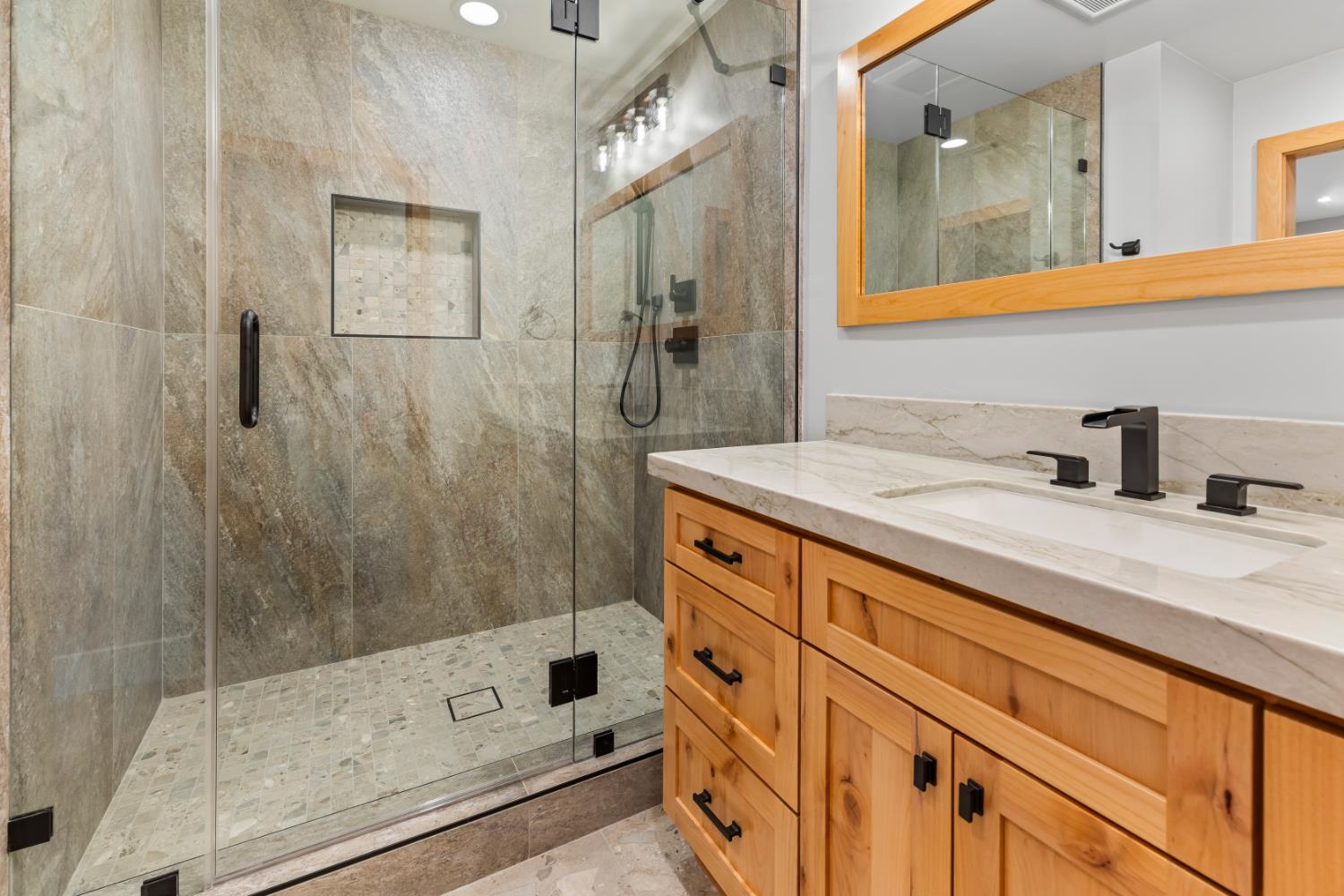 3101 Lake Forest Road 51