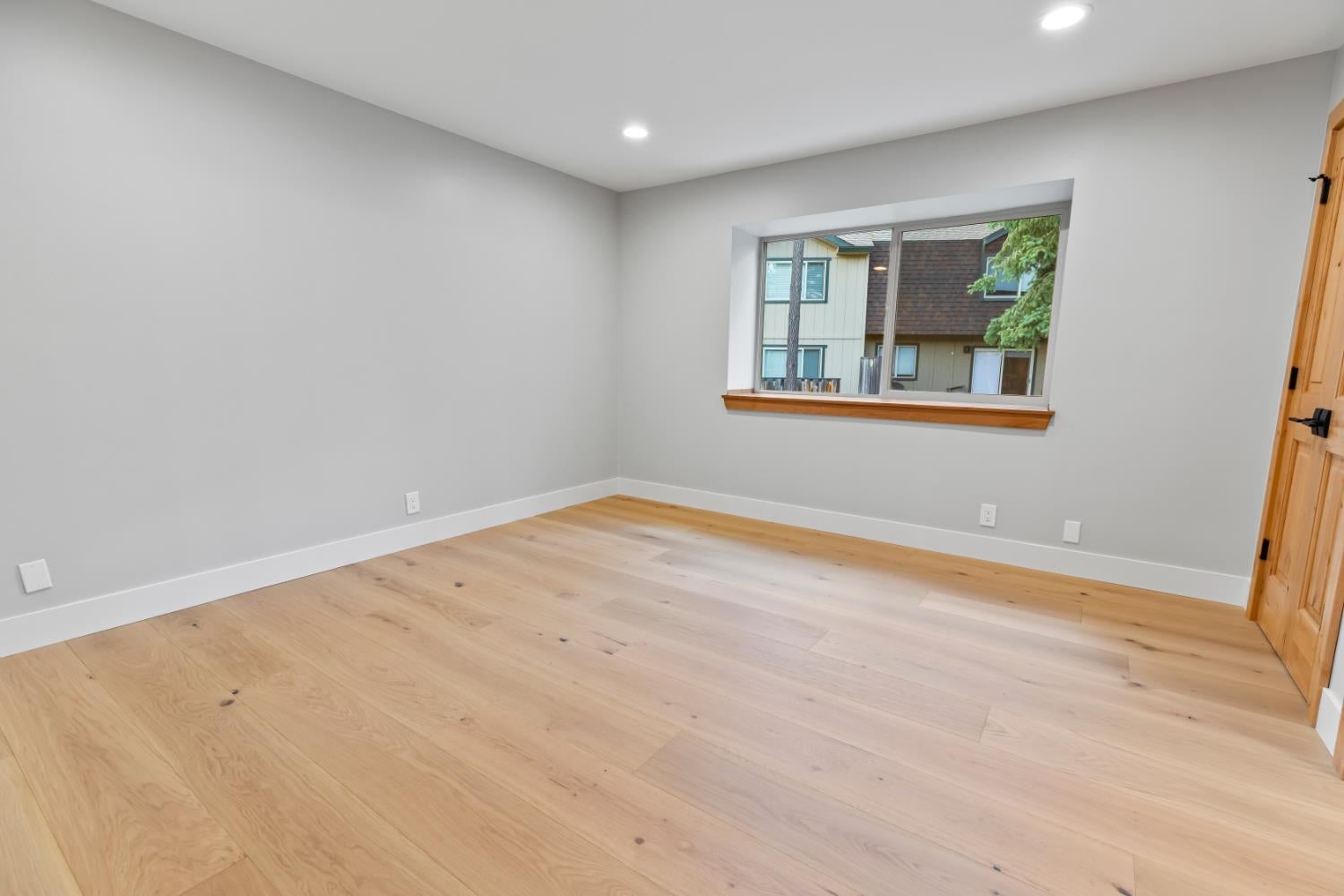 3101 Lake Forest Road 51