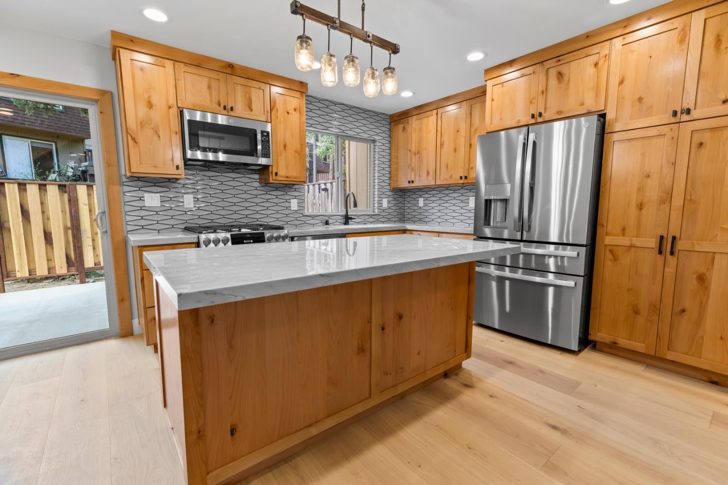 3101 Lake Forest Road 51