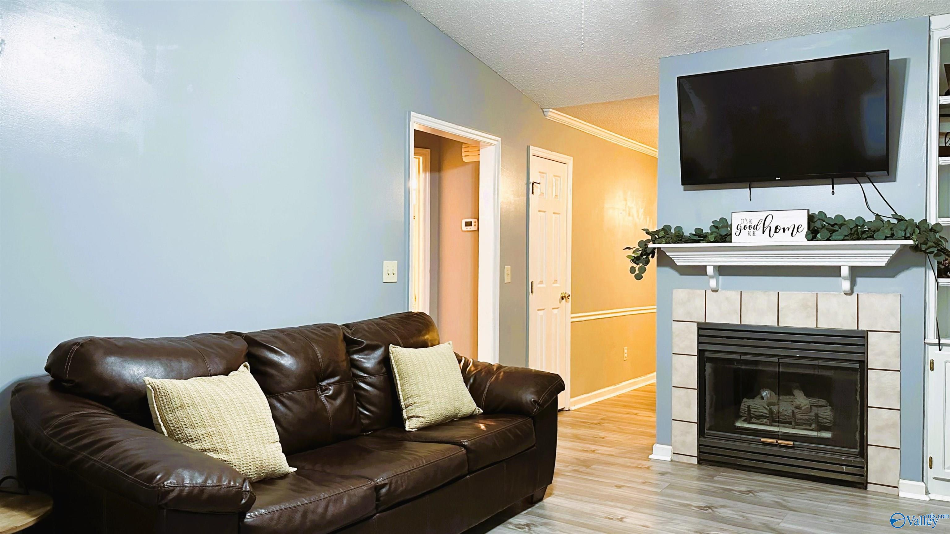 419 Cherry Street NW