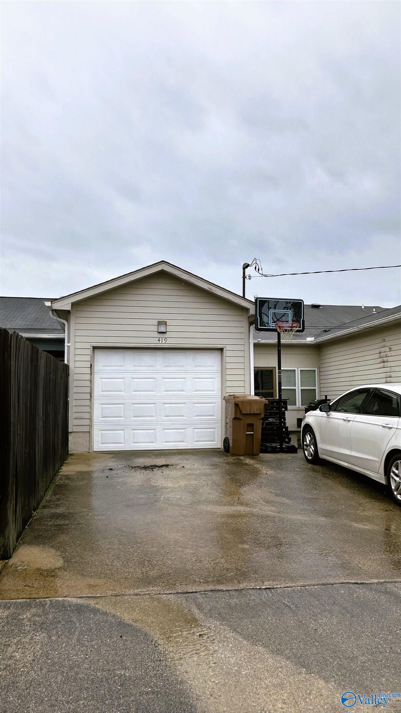 419 Cherry Street NW