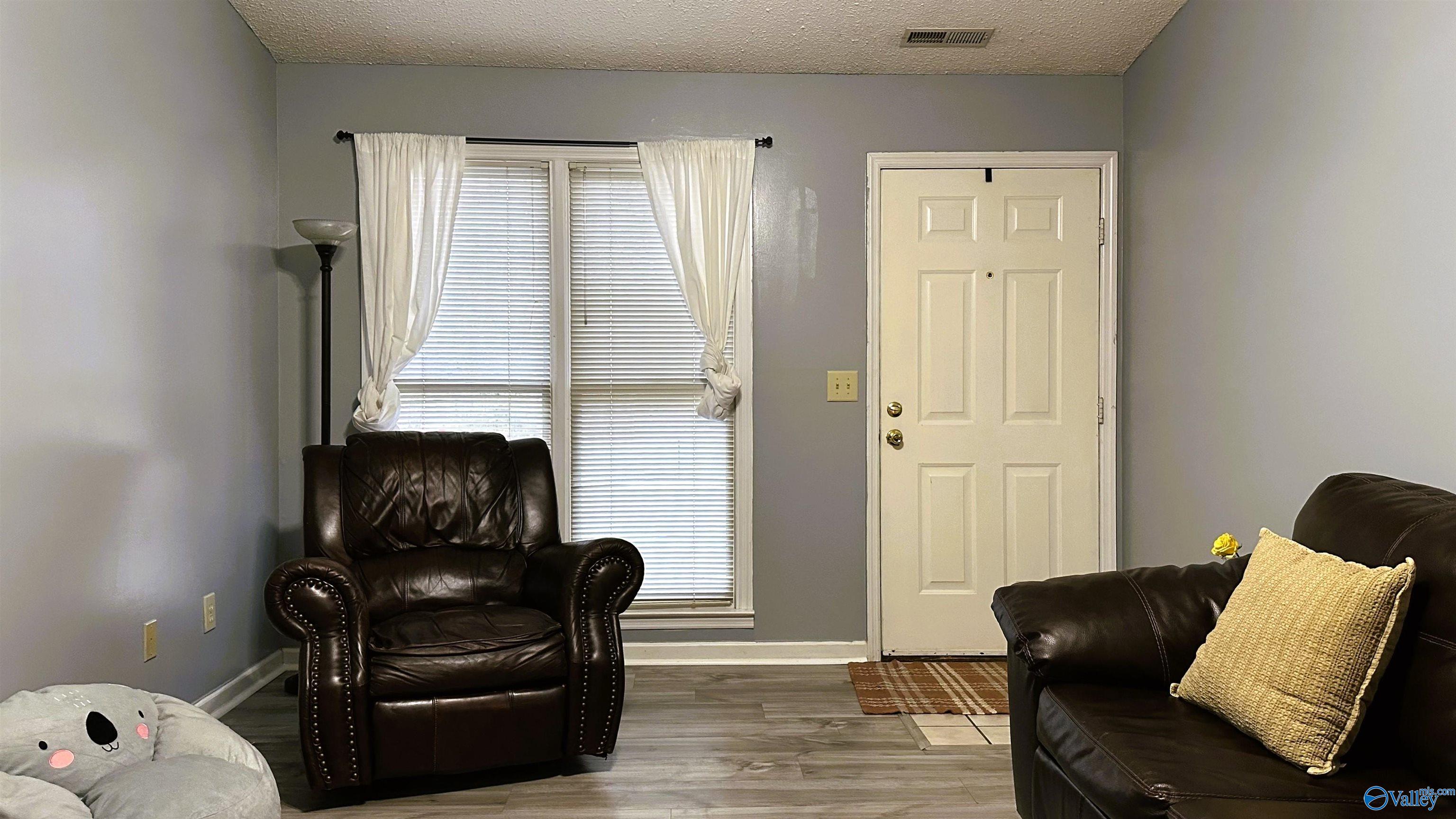 419 Cherry Street NW