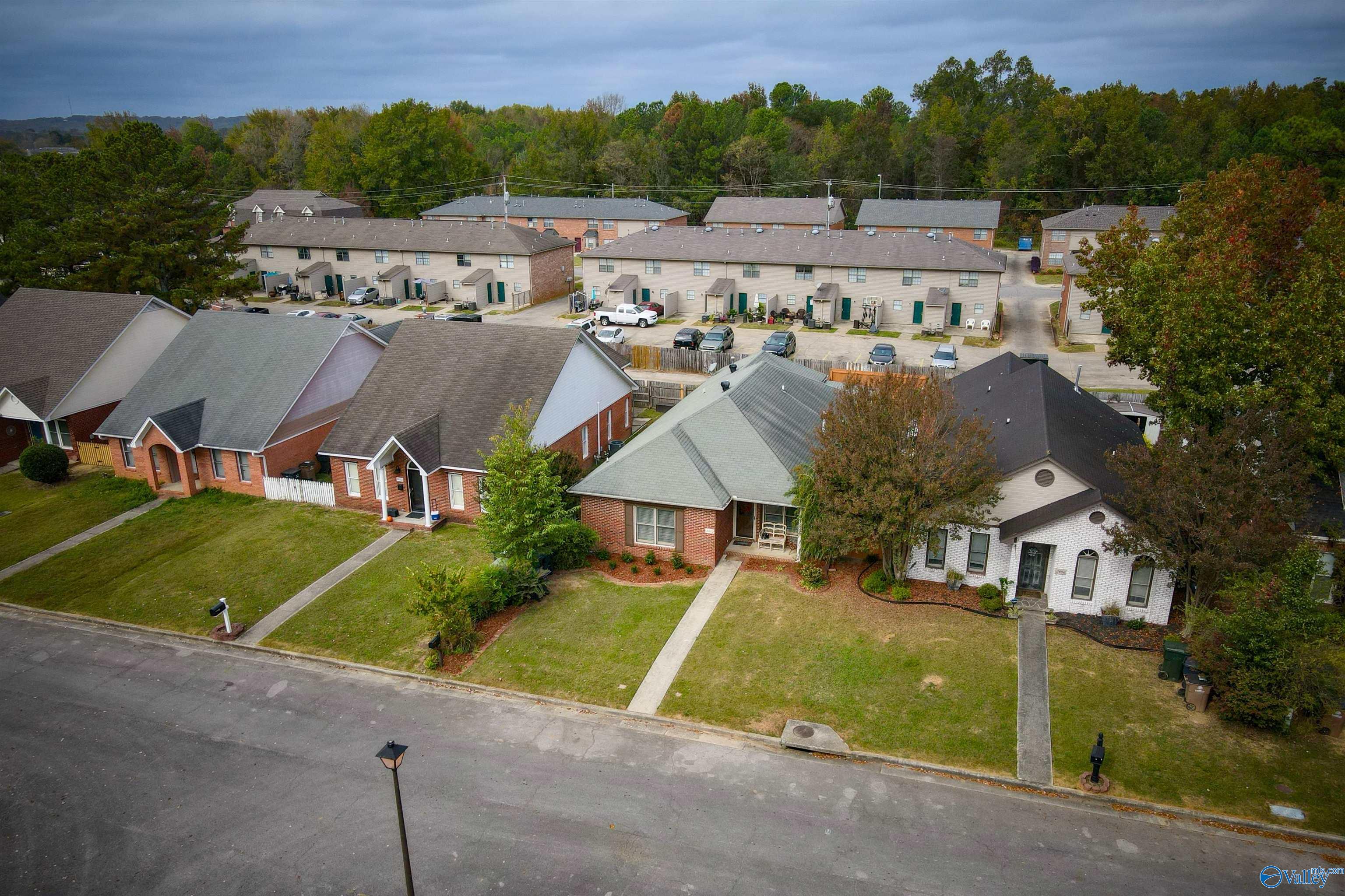 2410 Kathy Lane Sw SW, Decatur