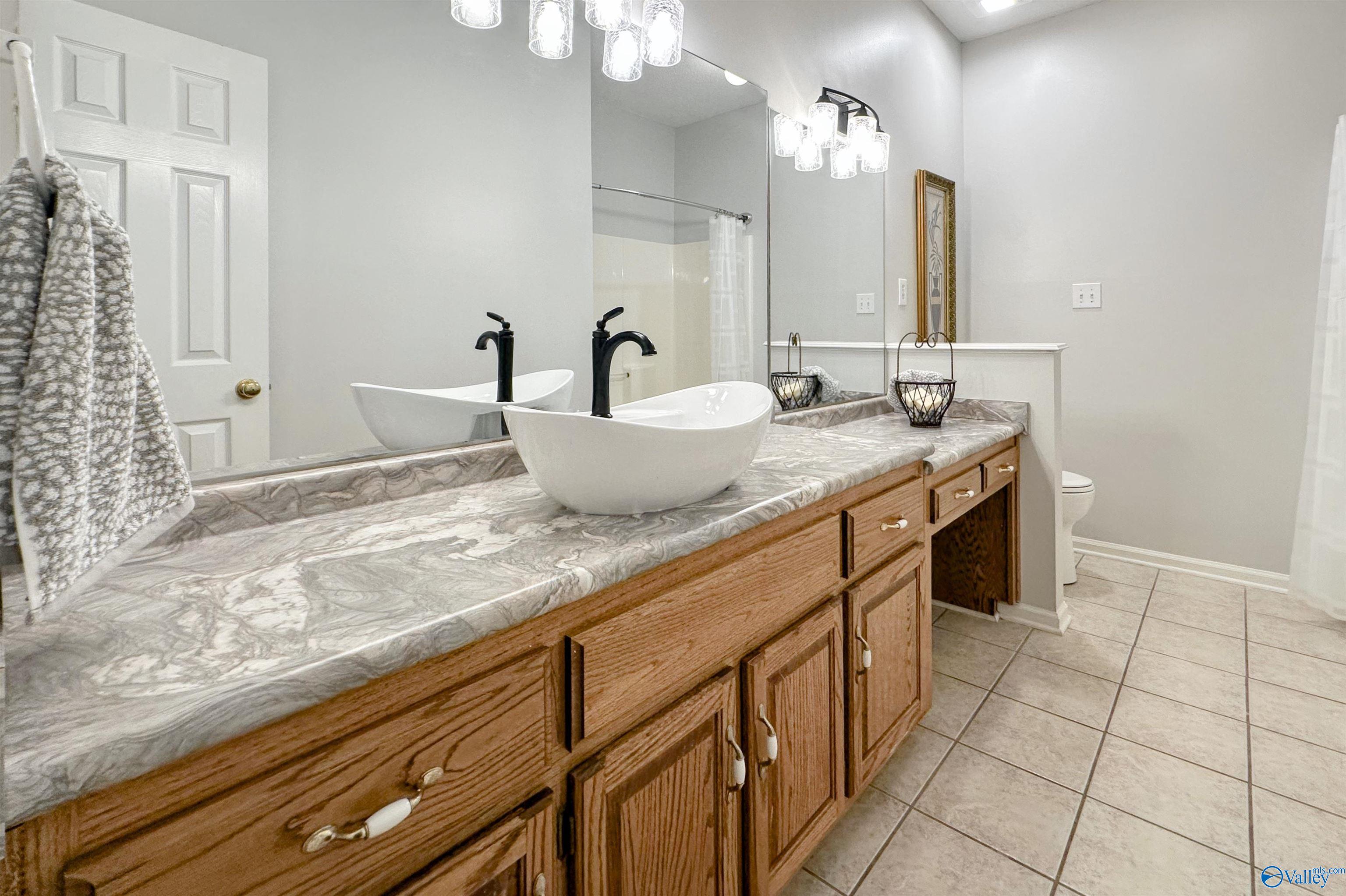 2410 Kathy Lane Sw SW, Decatur