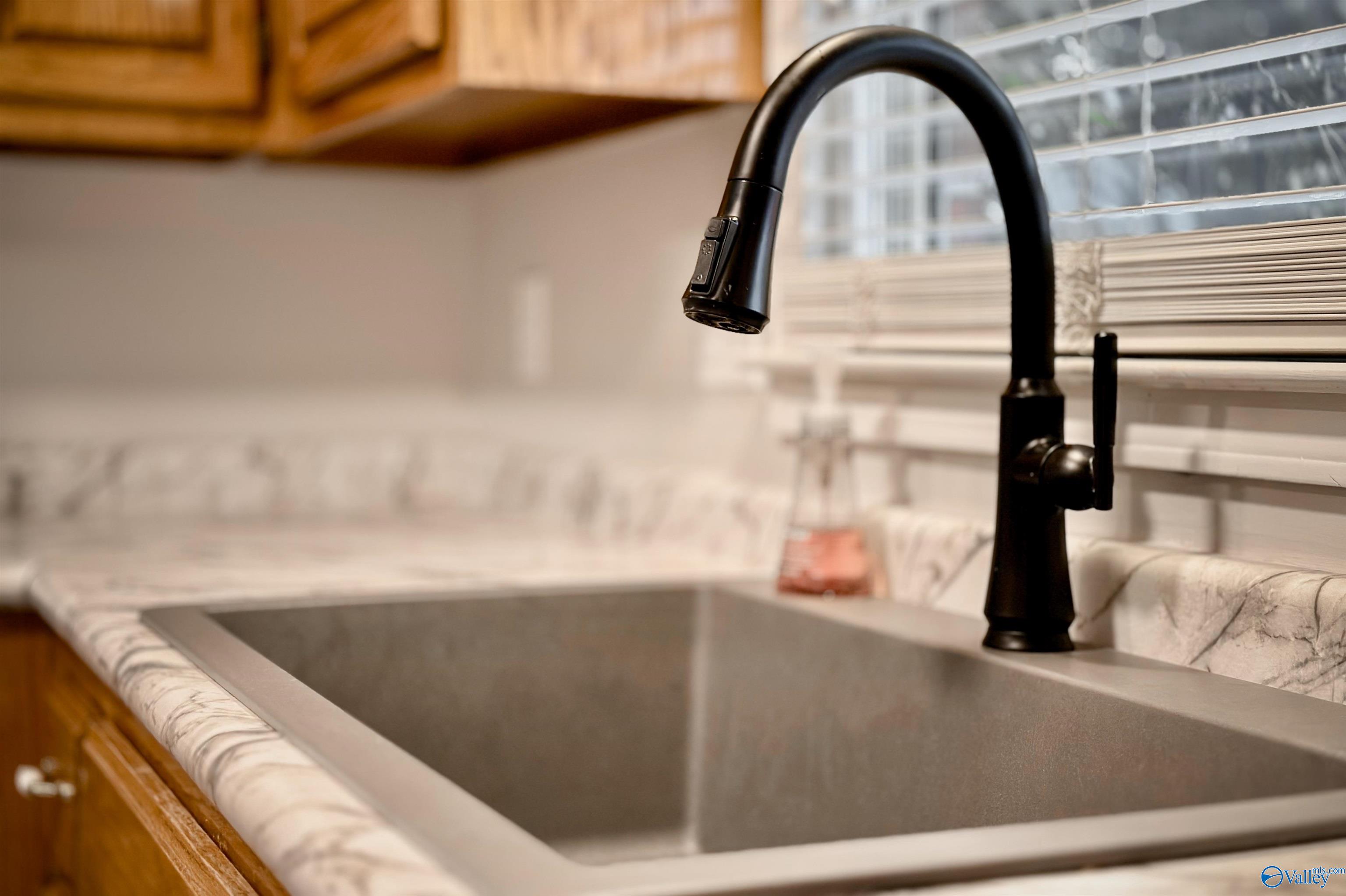 2410 Kathy Lane Sw SW, Decatur