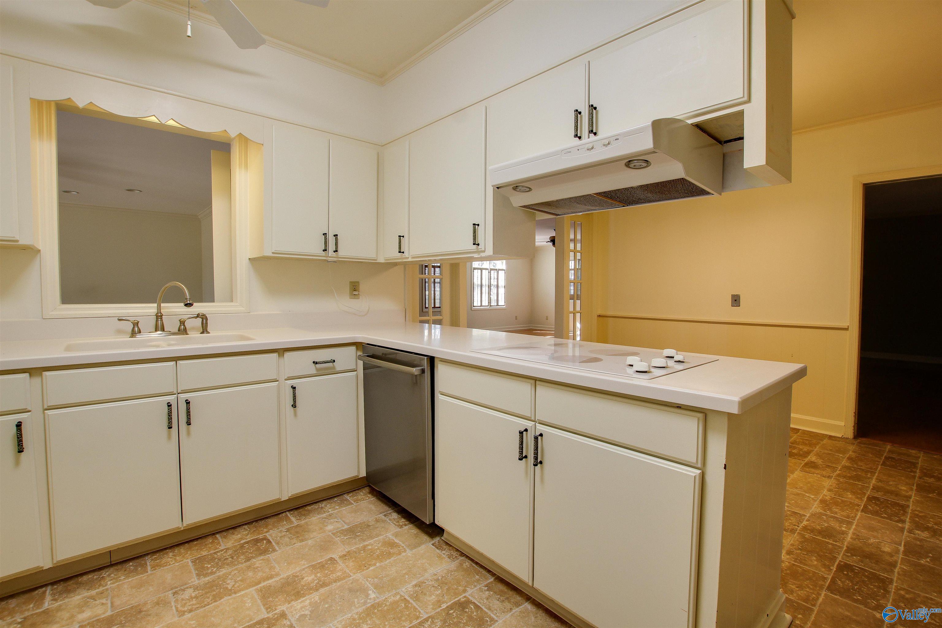 2217 Woodland Street SE