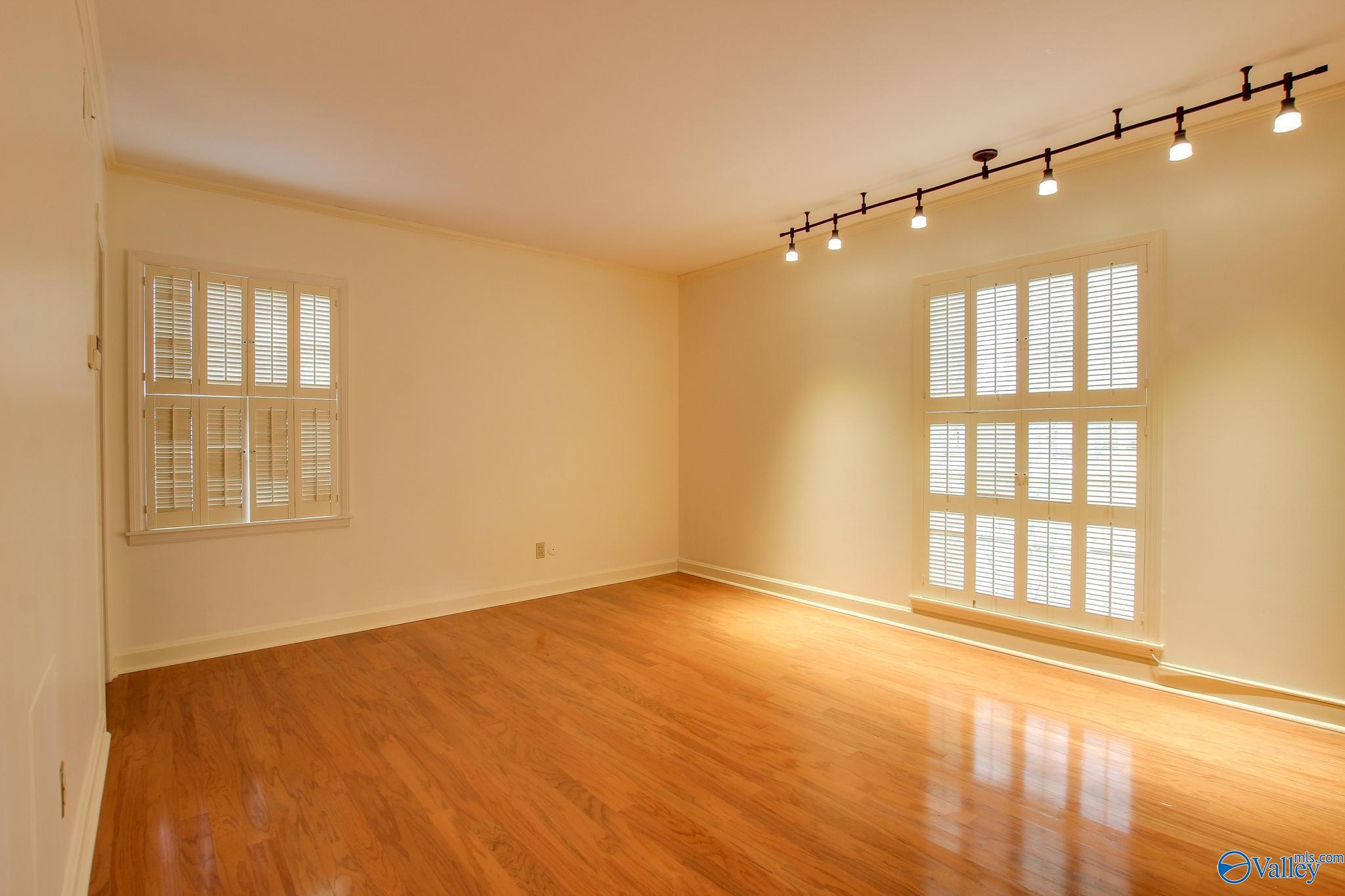 2217 Woodland Street SE