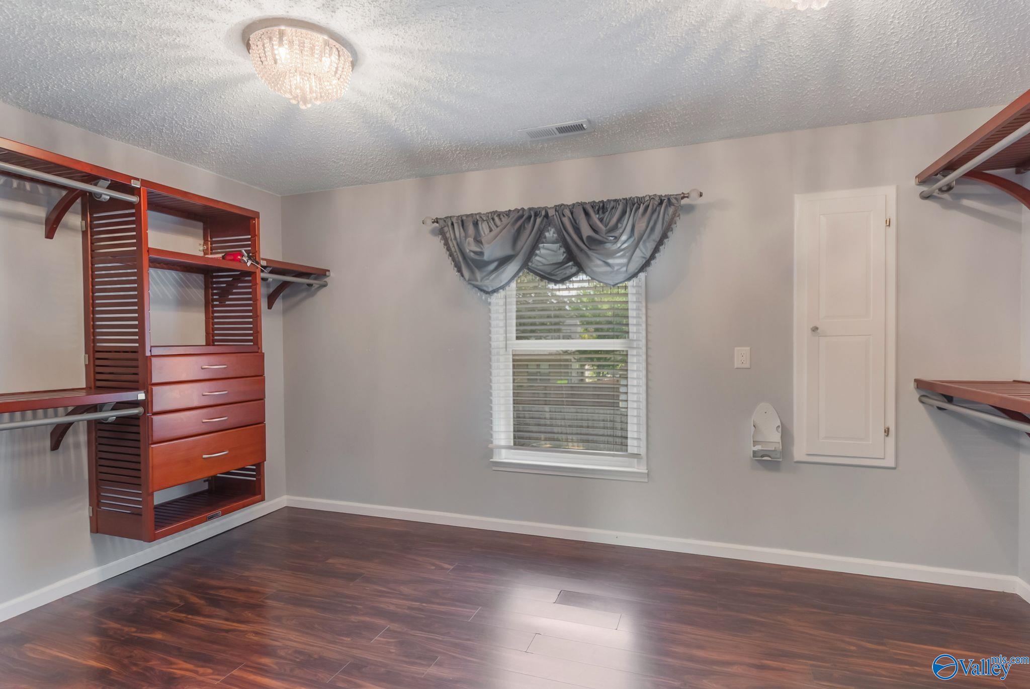 1209 Regency Blvd