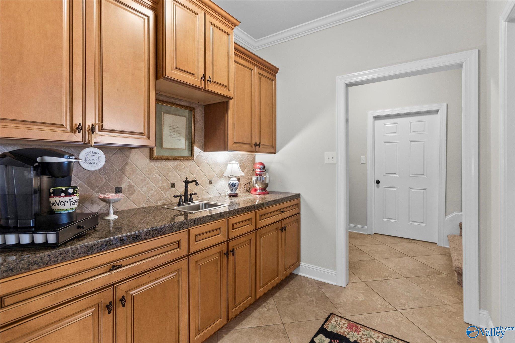 3909 Palomino Drive SW