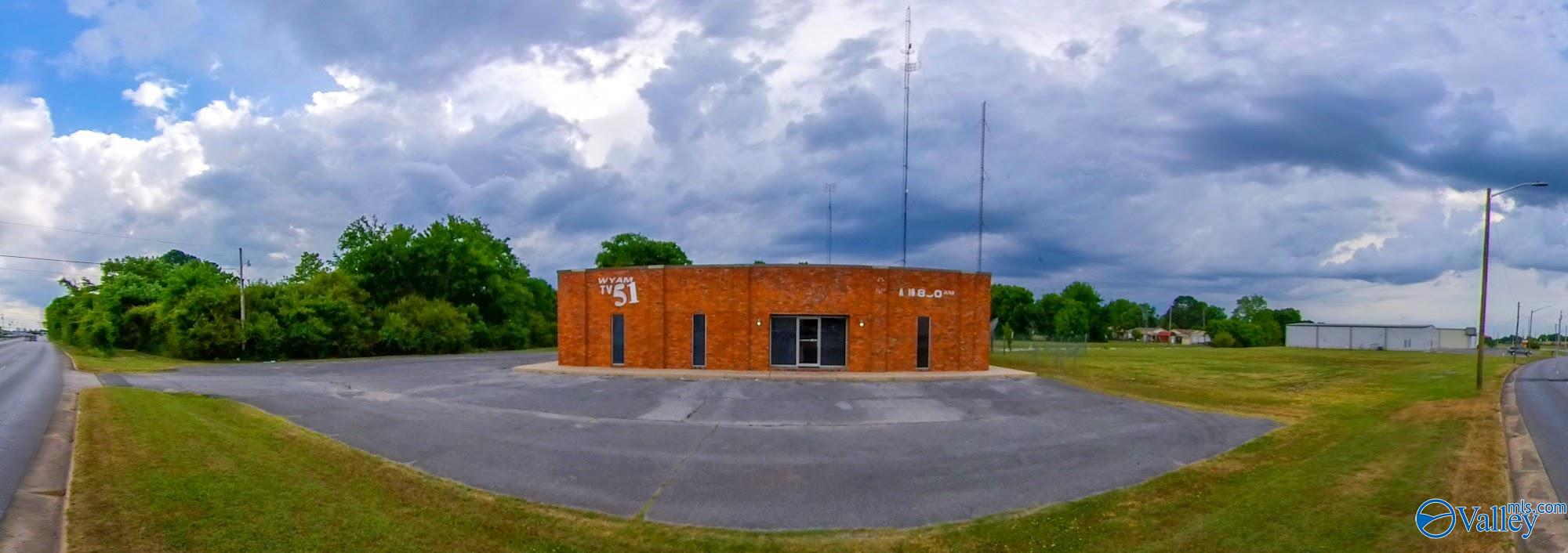 1301 Central Parkway