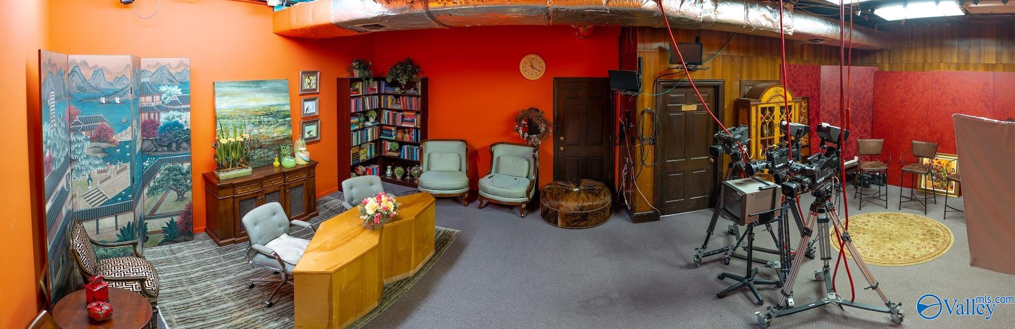 1301 Central Parkway