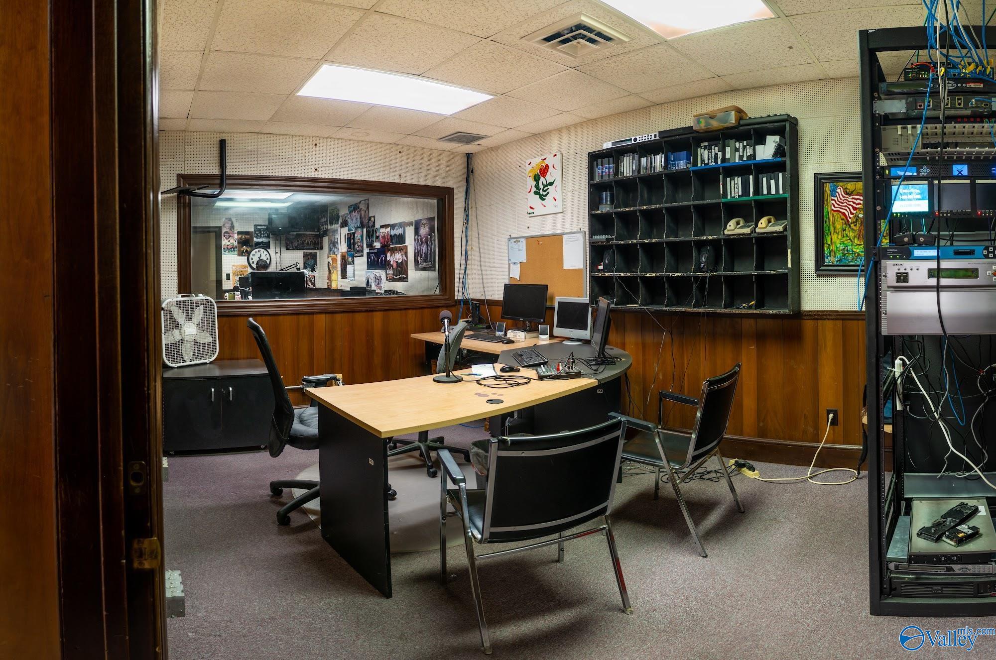 1301 Central Parkway