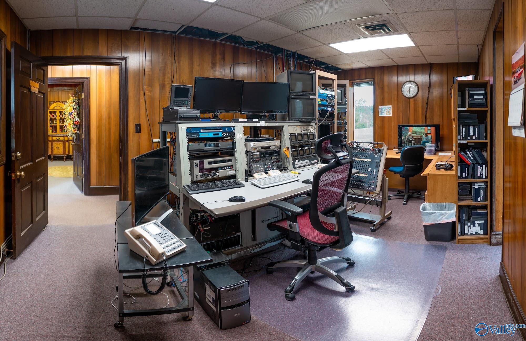 1301 Central Parkway