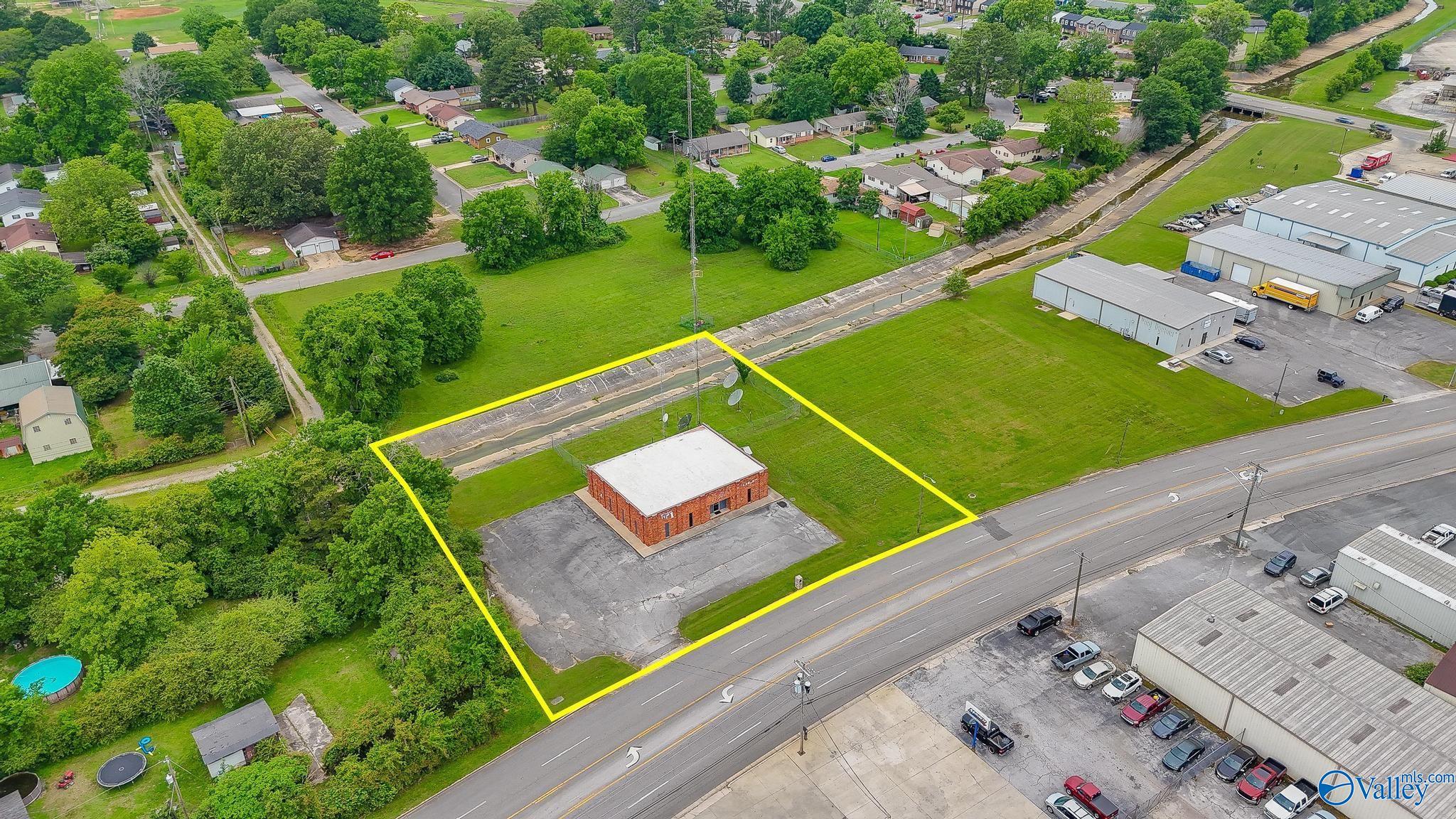 1301 Central Parkway