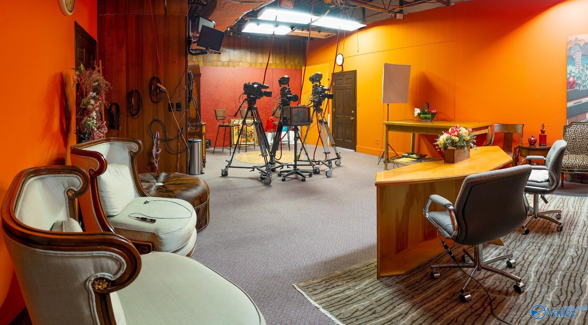 1301 Central Parkway