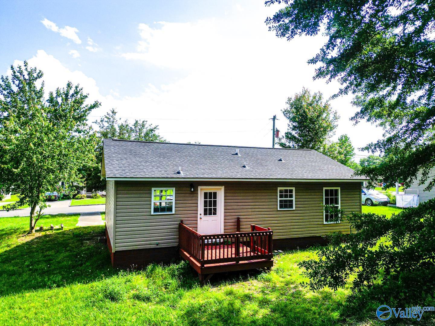 601 Homeplace Avenue