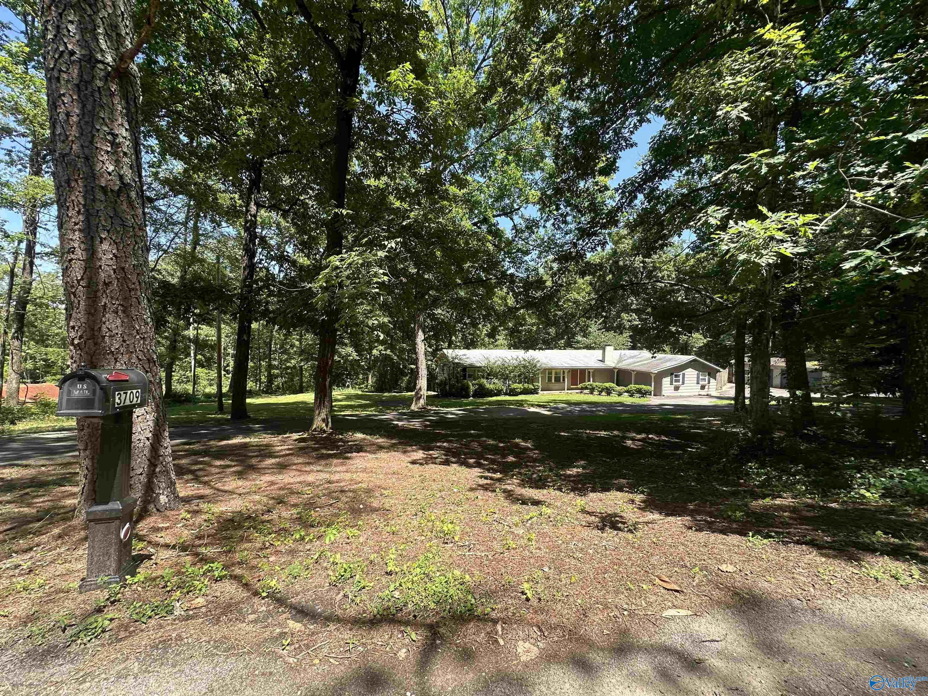 3708 Montclair Road SW