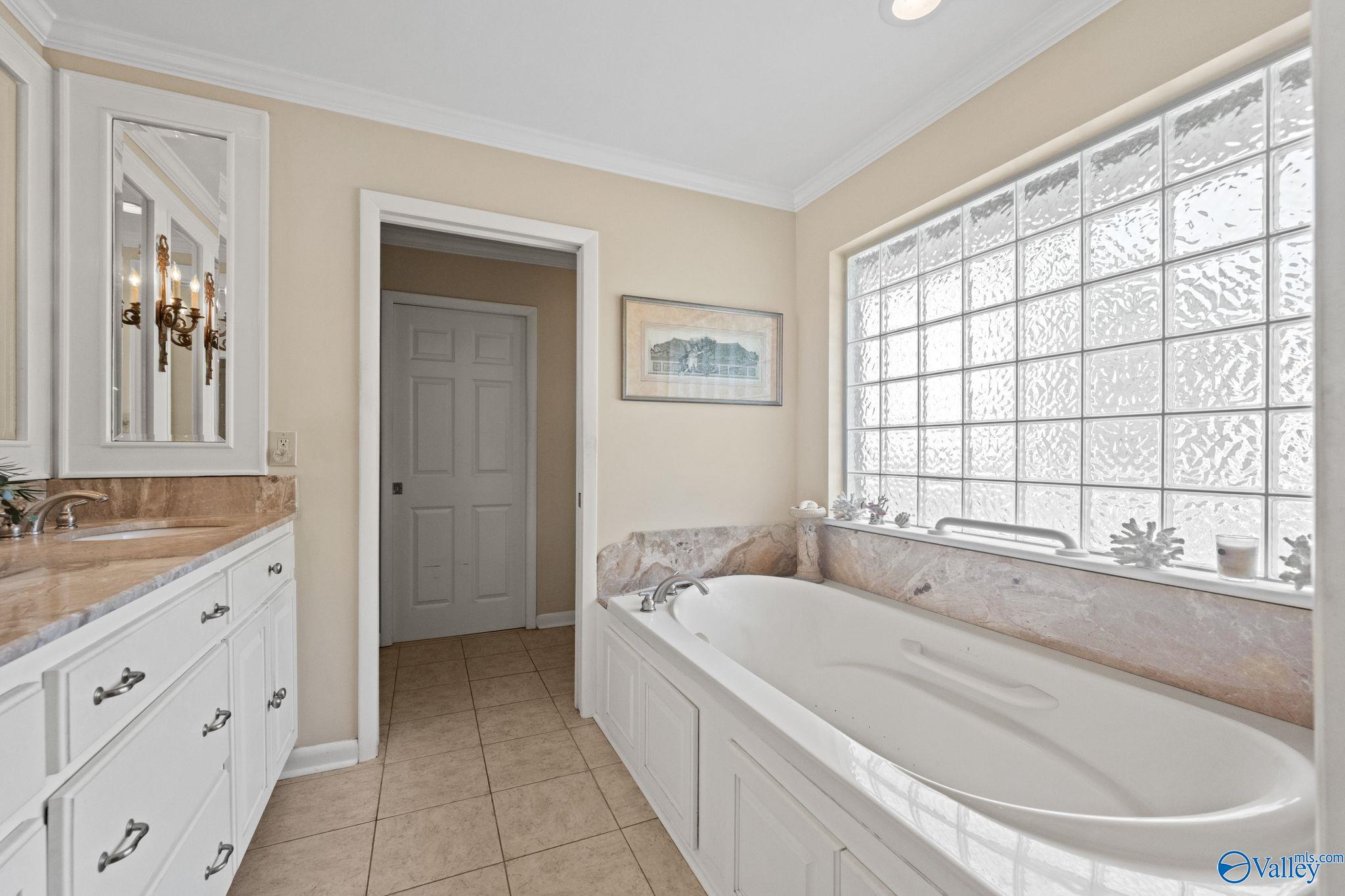 1503 Curtis Drive