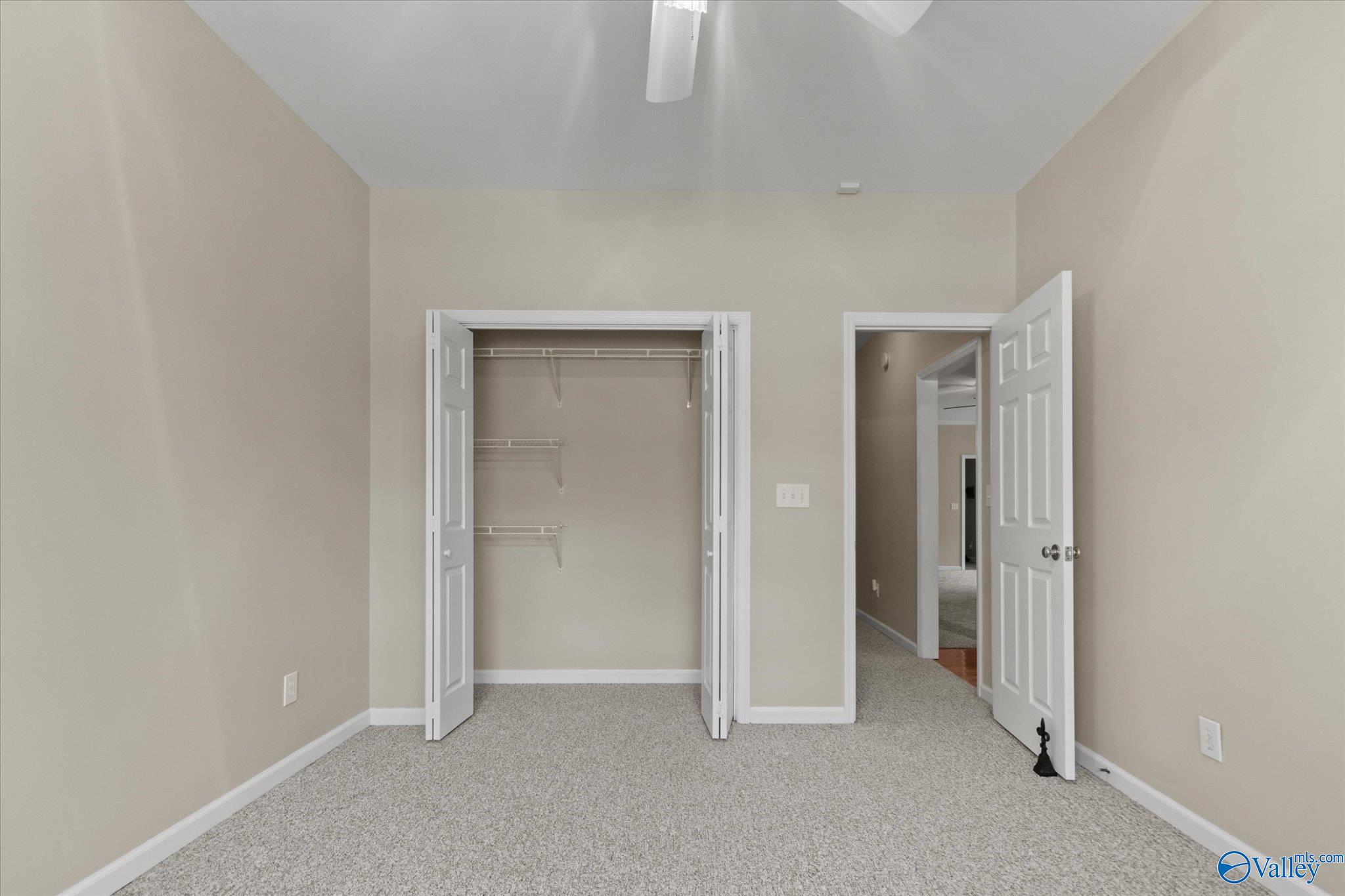 2323 Eastbrook Se SE