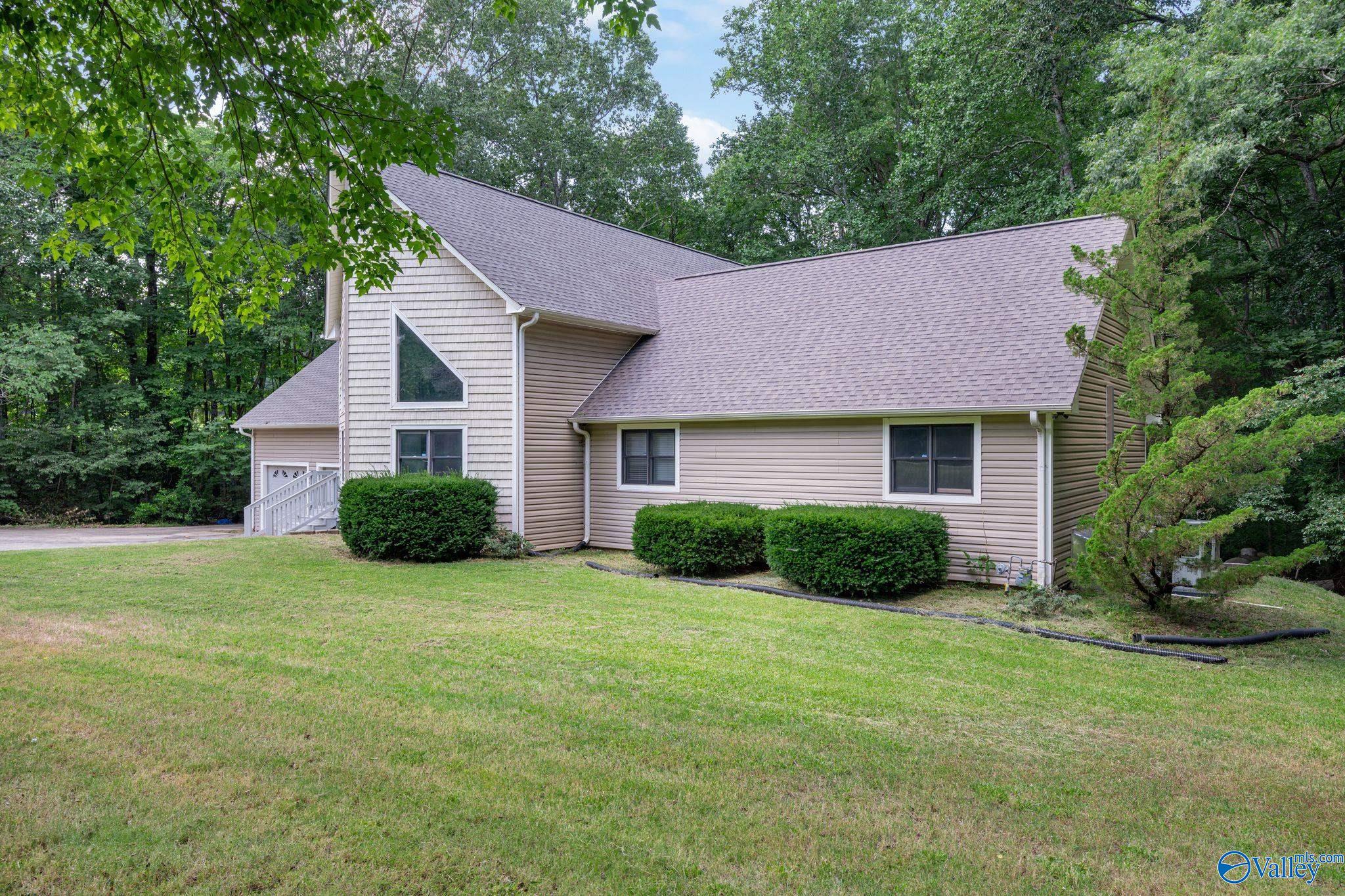 1136 Shoal Creek Road