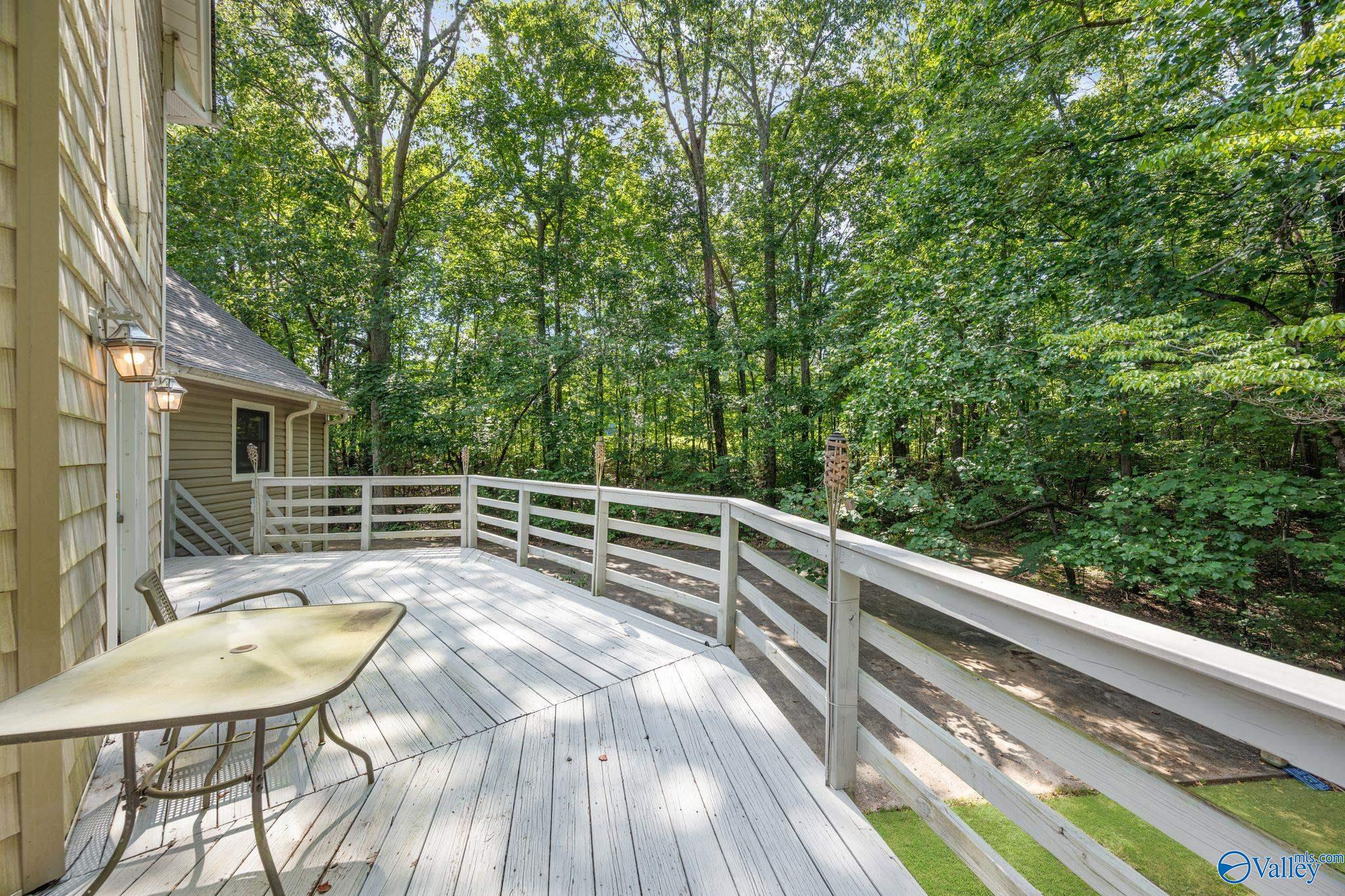 1136 Shoal Creek Road