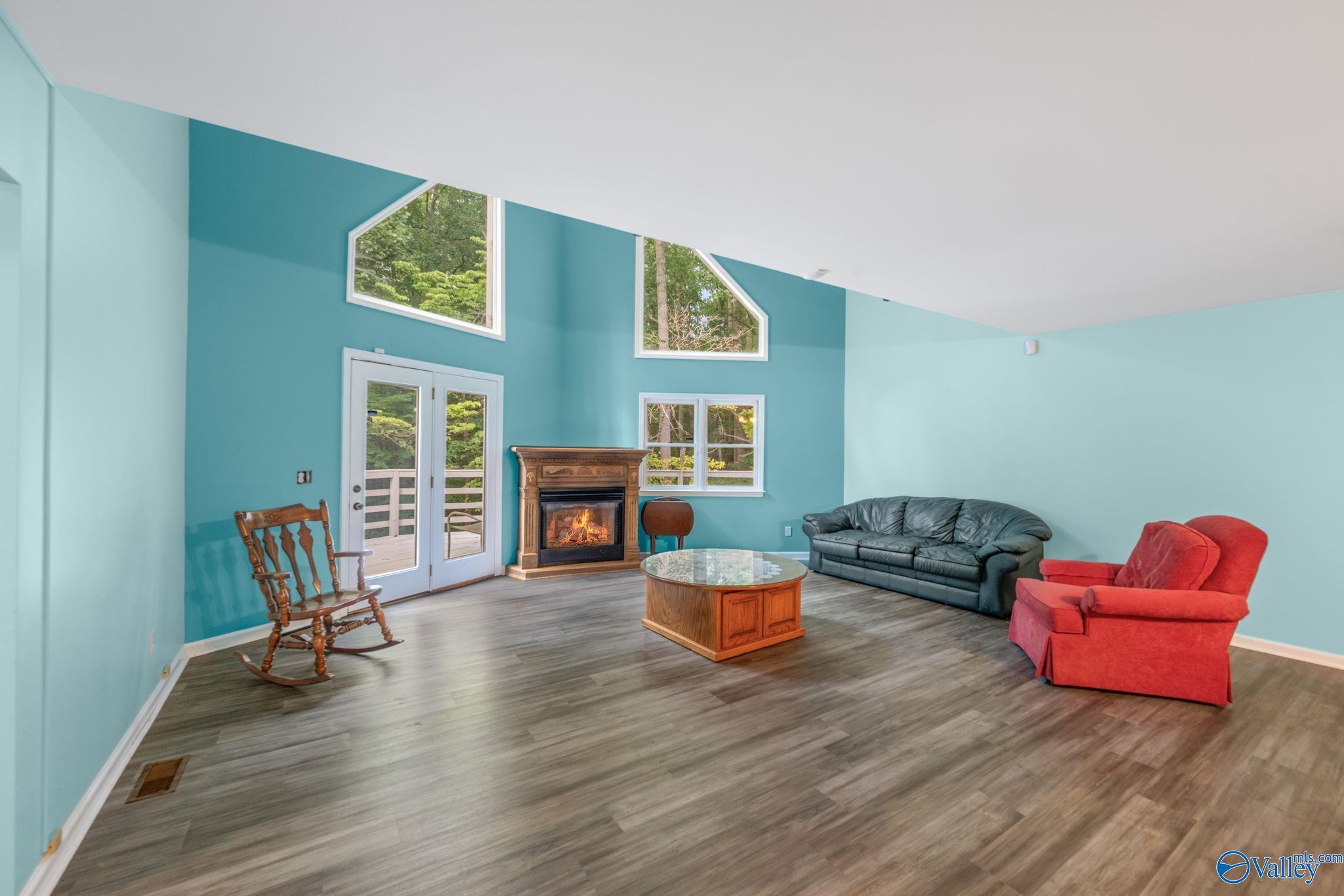 1136 Shoal Creek Road