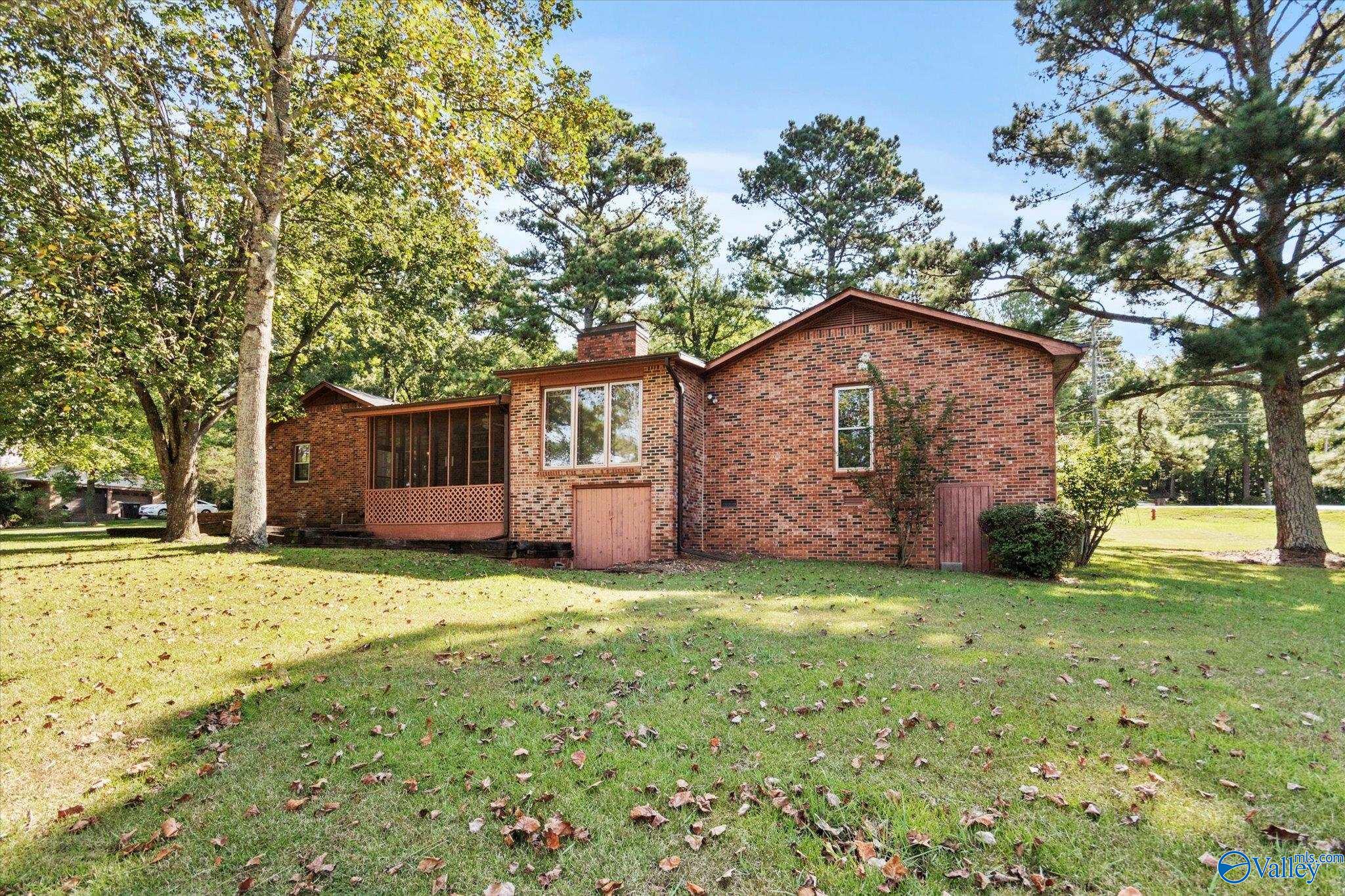 4313 Indian Hills Road