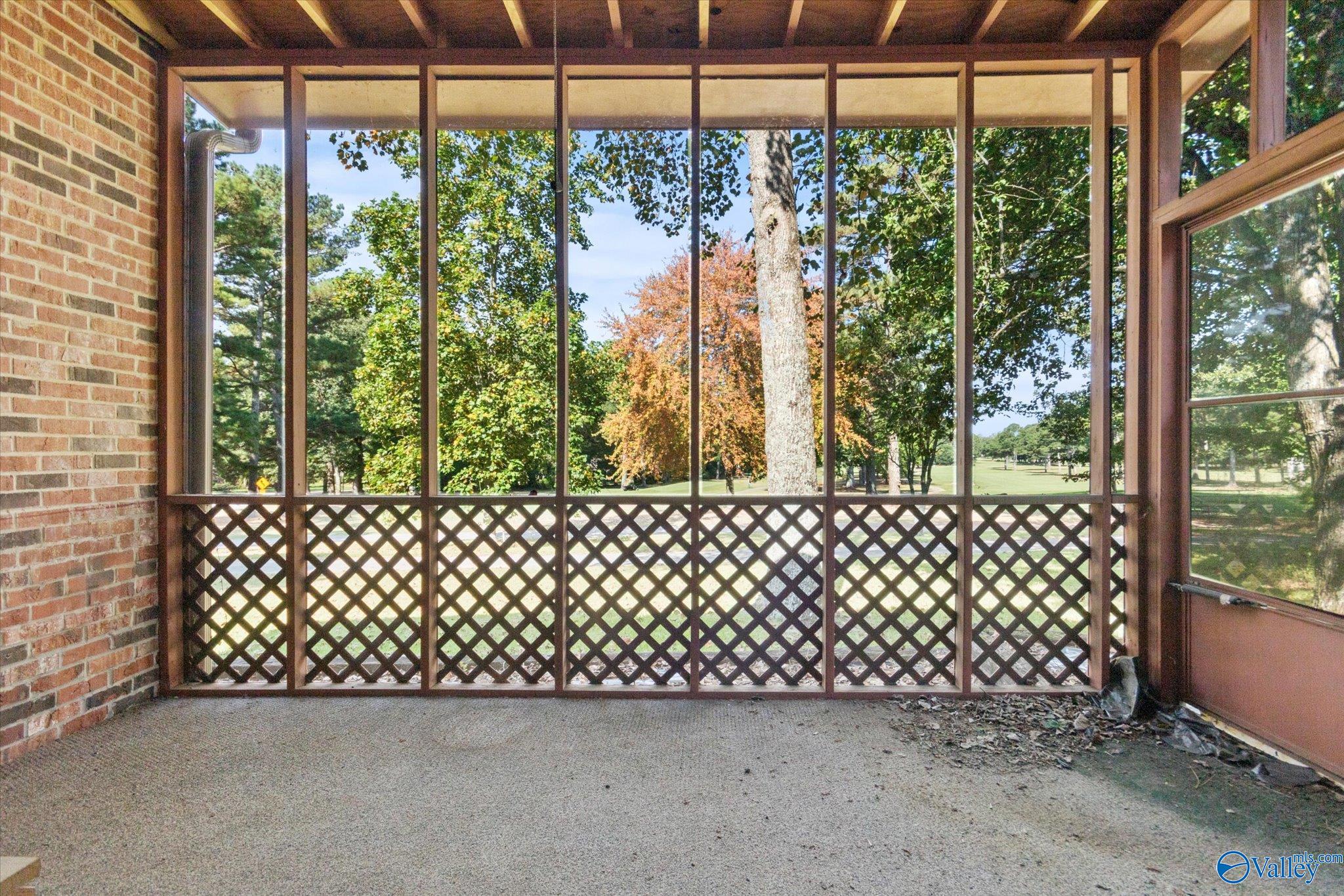4313 Indian Hills Road