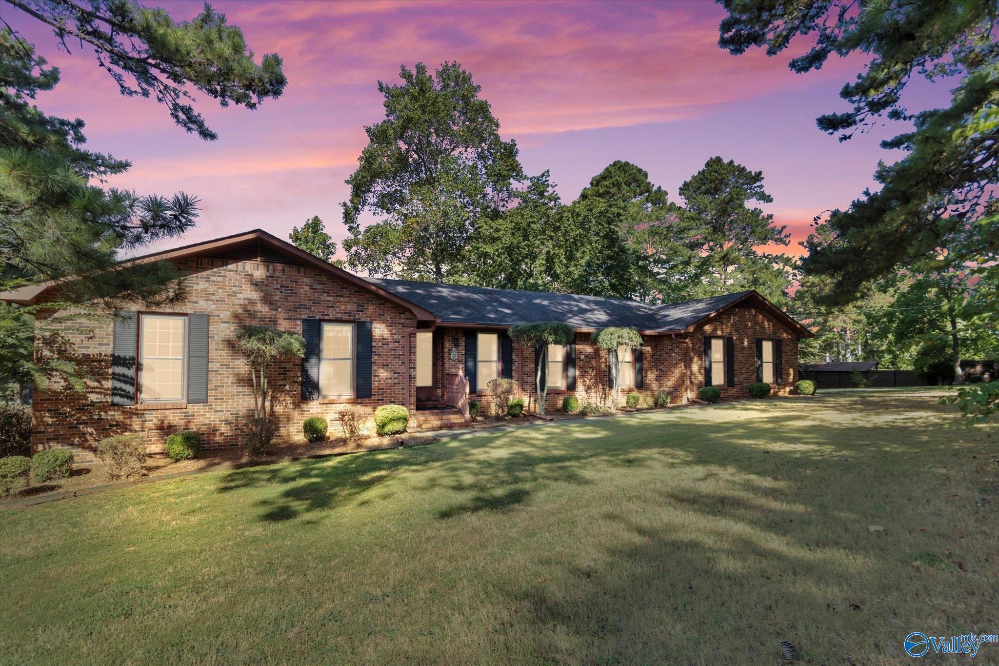 4313 Indian Hills Road