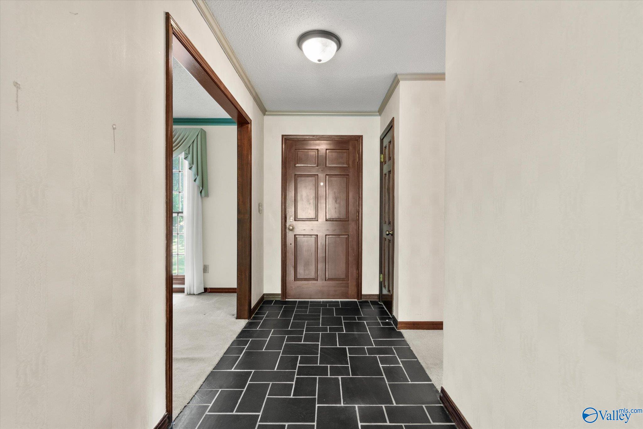 4313 Indian Hills Road
