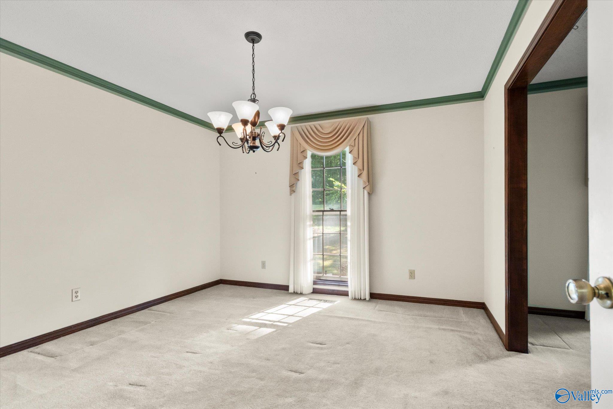4313 Indian Hills Road