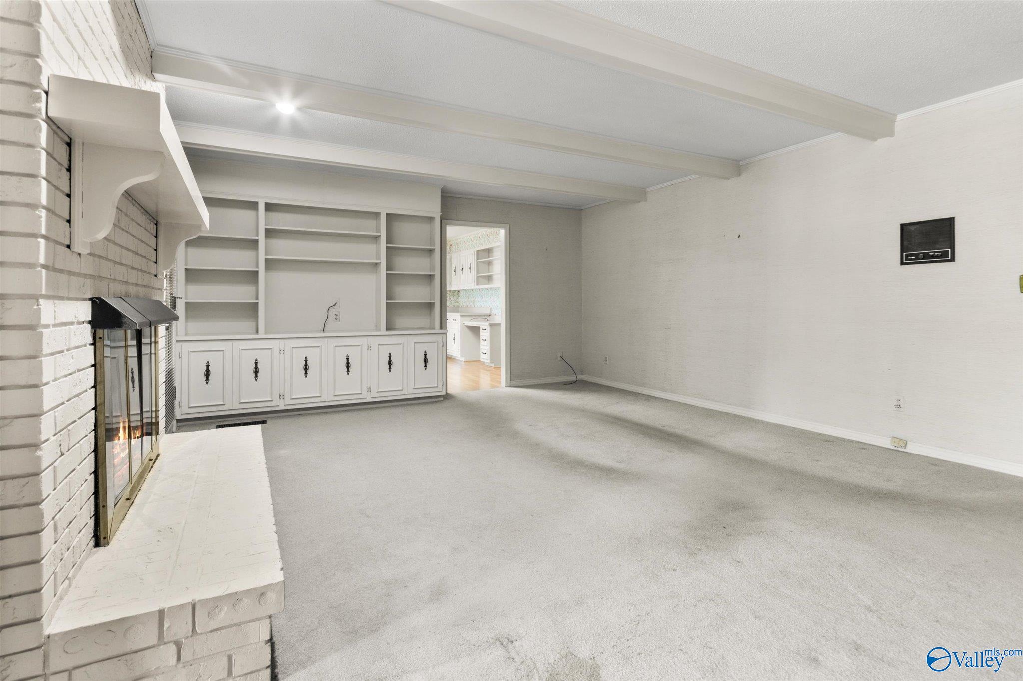 4313 Indian Hills Road