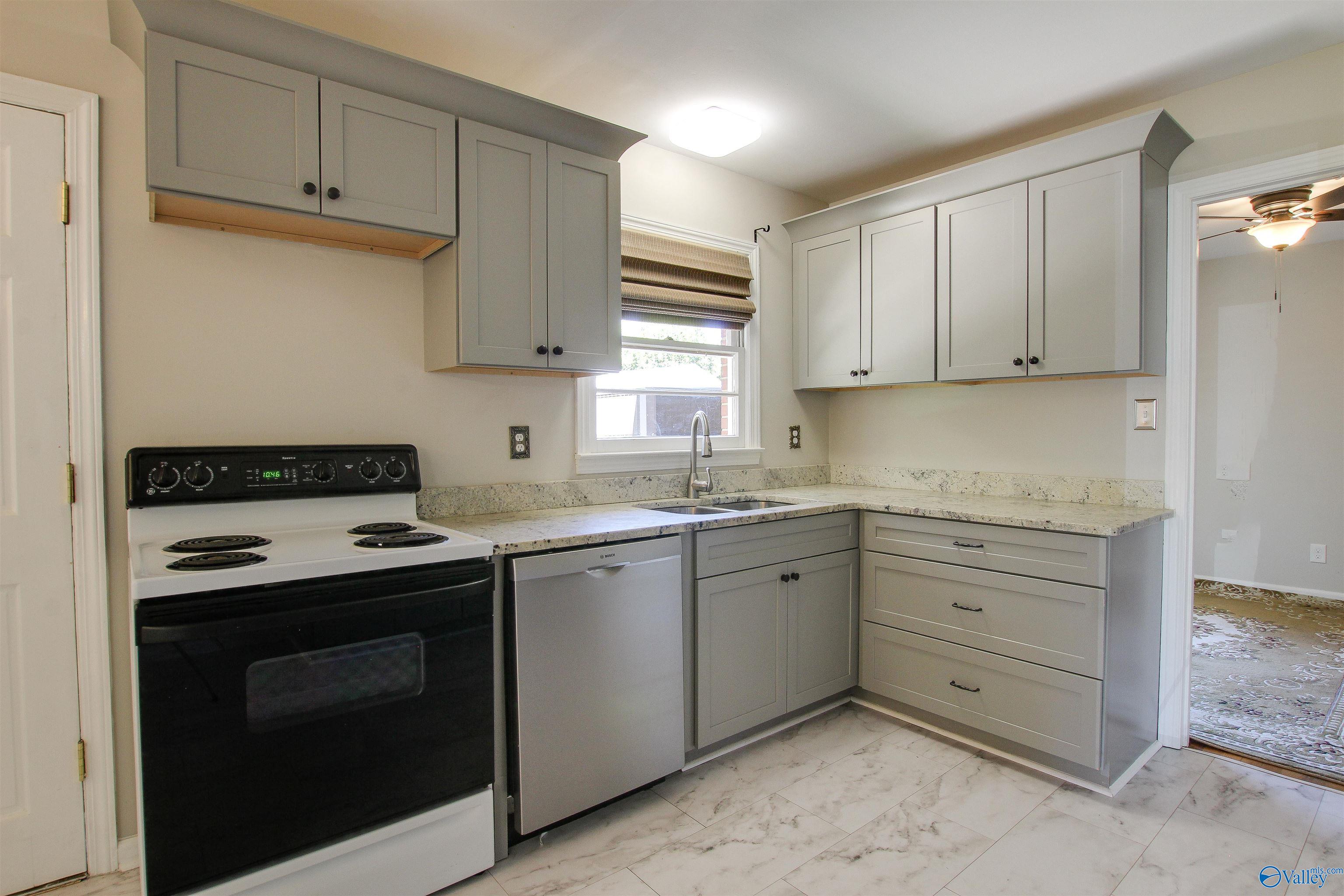 1905 Country Club Road