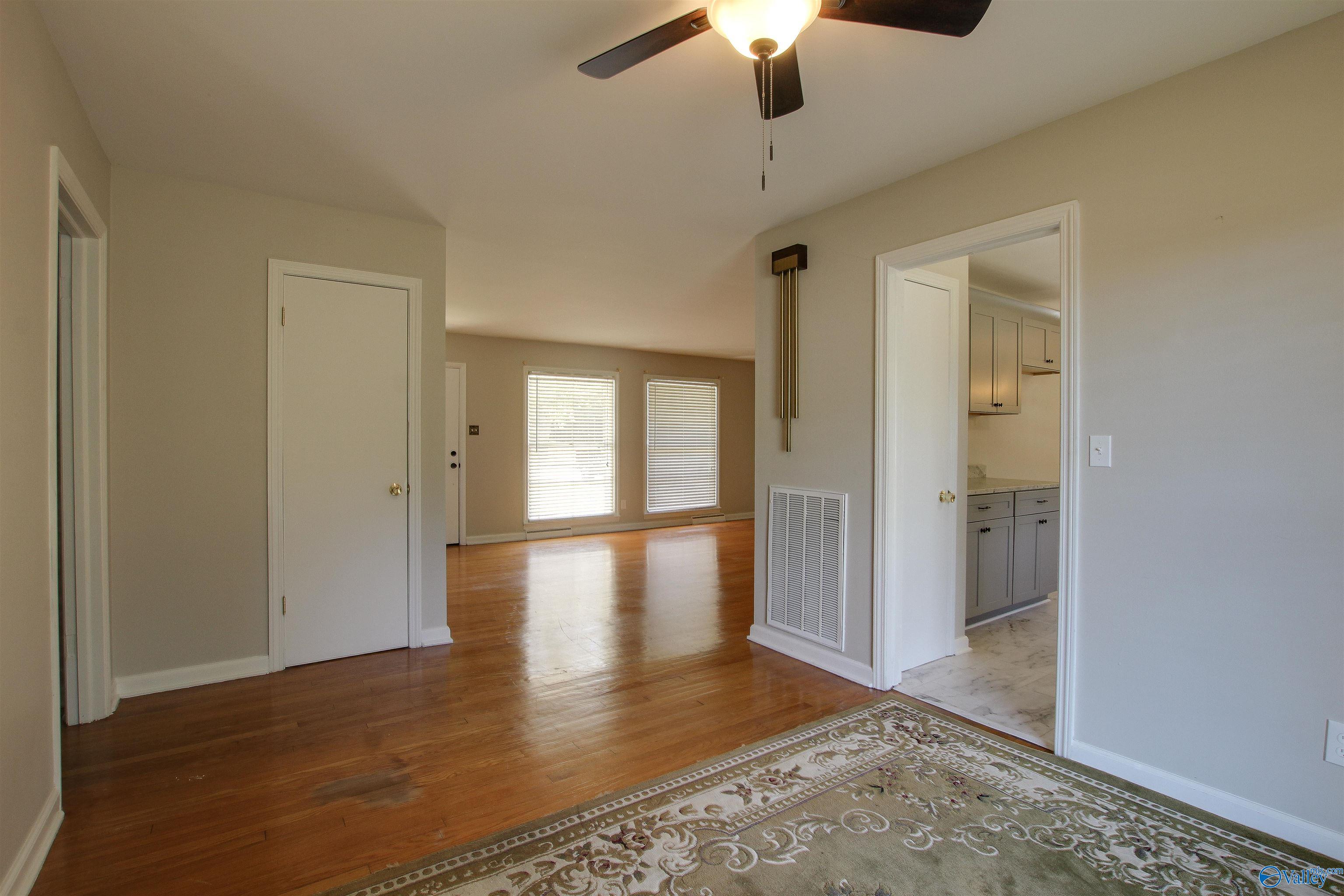 1905 Country Club Road