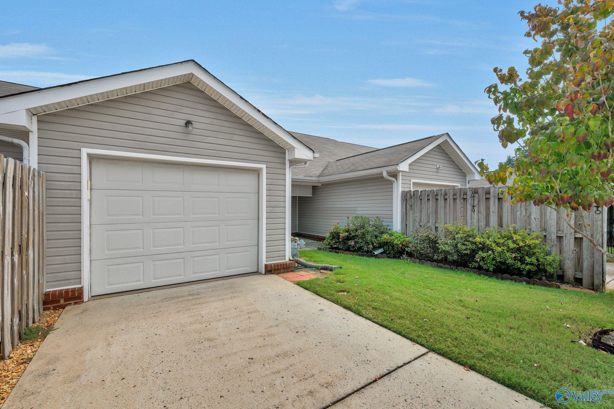 1412 Bridgewater Place