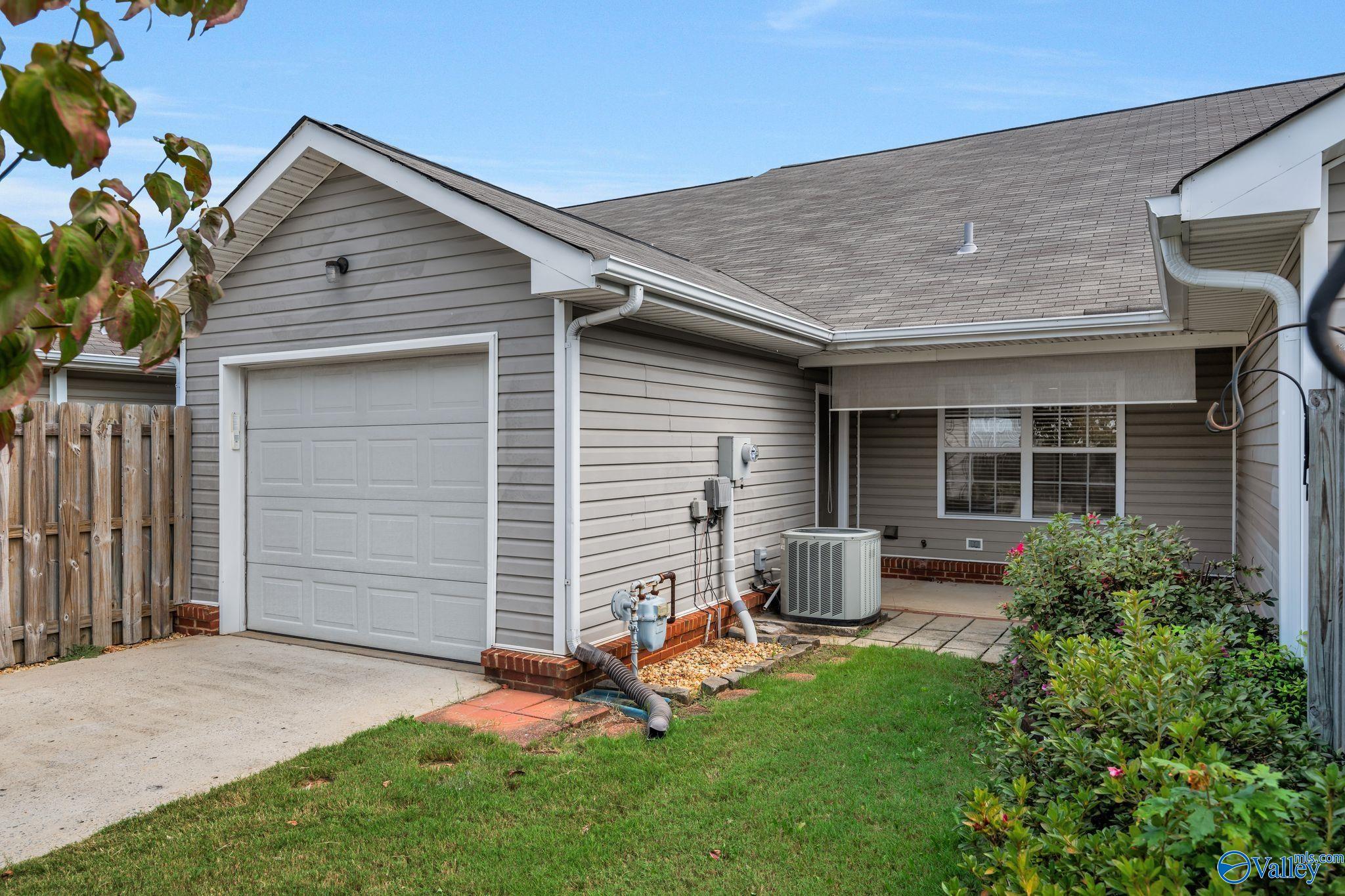 1412 Bridgewater Place