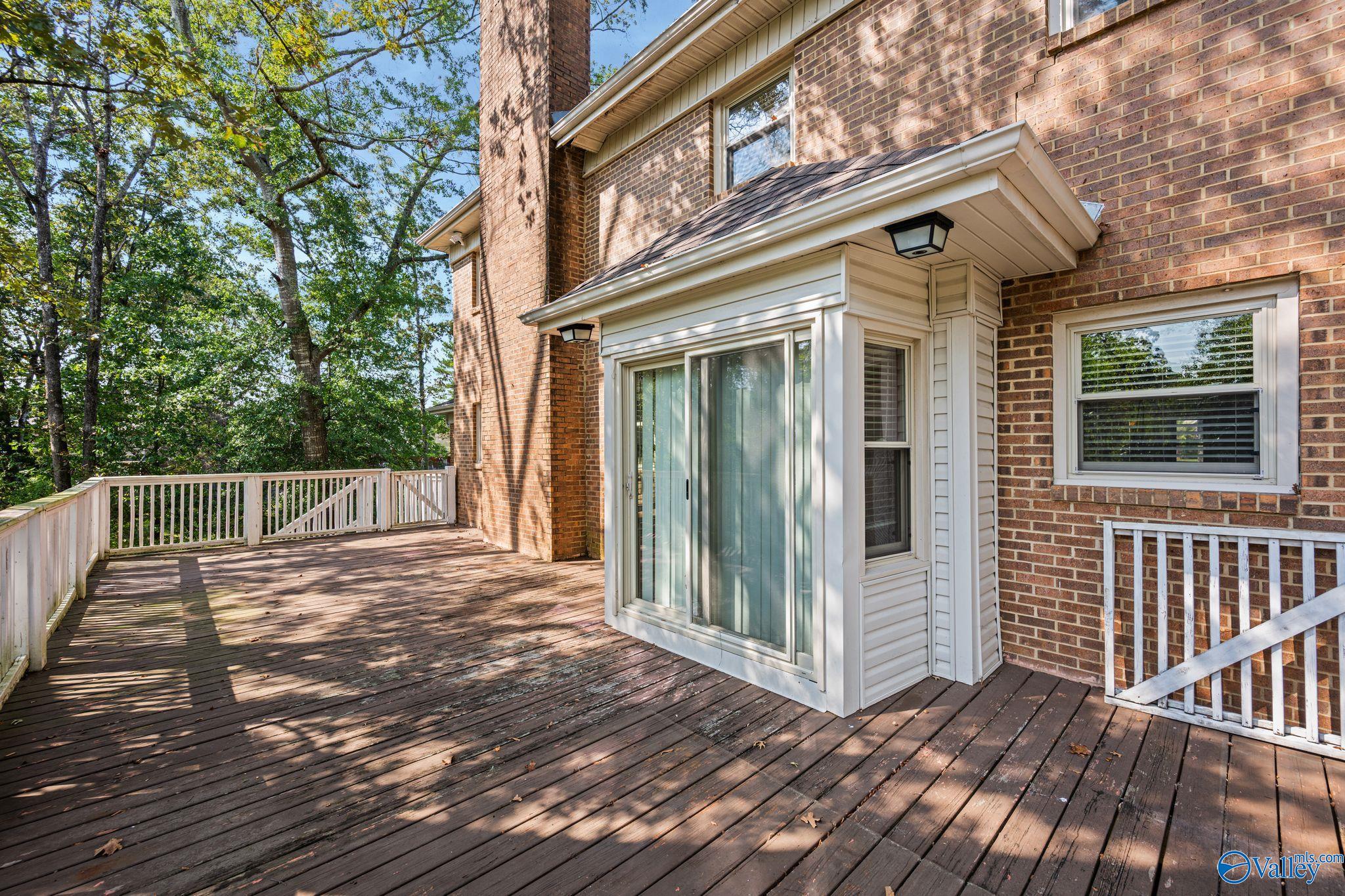 1019 Way Thru The Woods SW