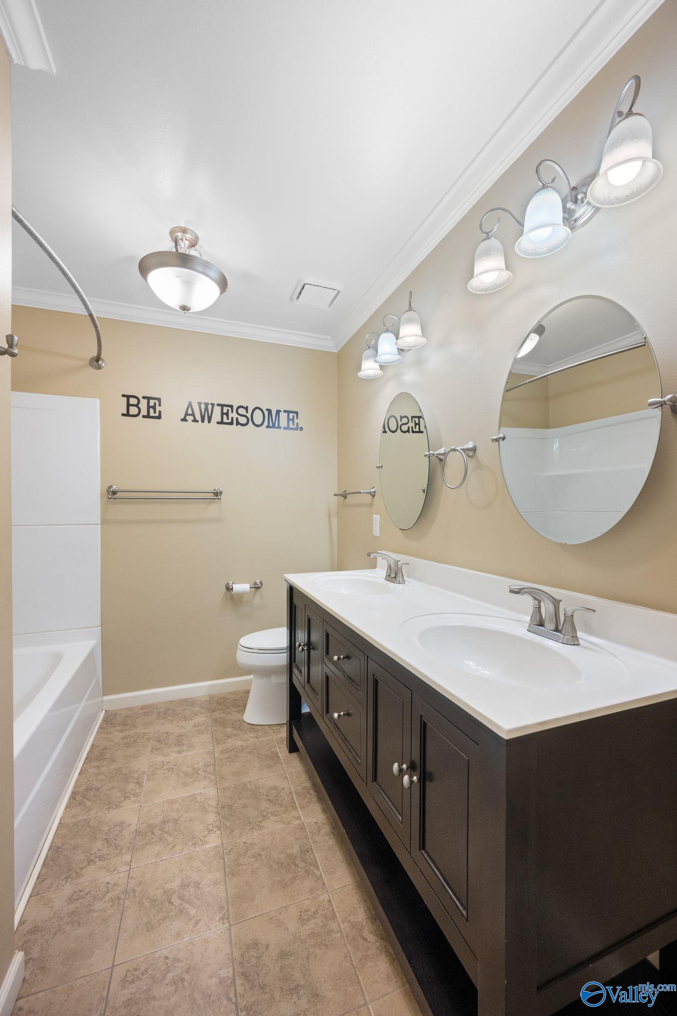 1019 Way Thru The Woods SW