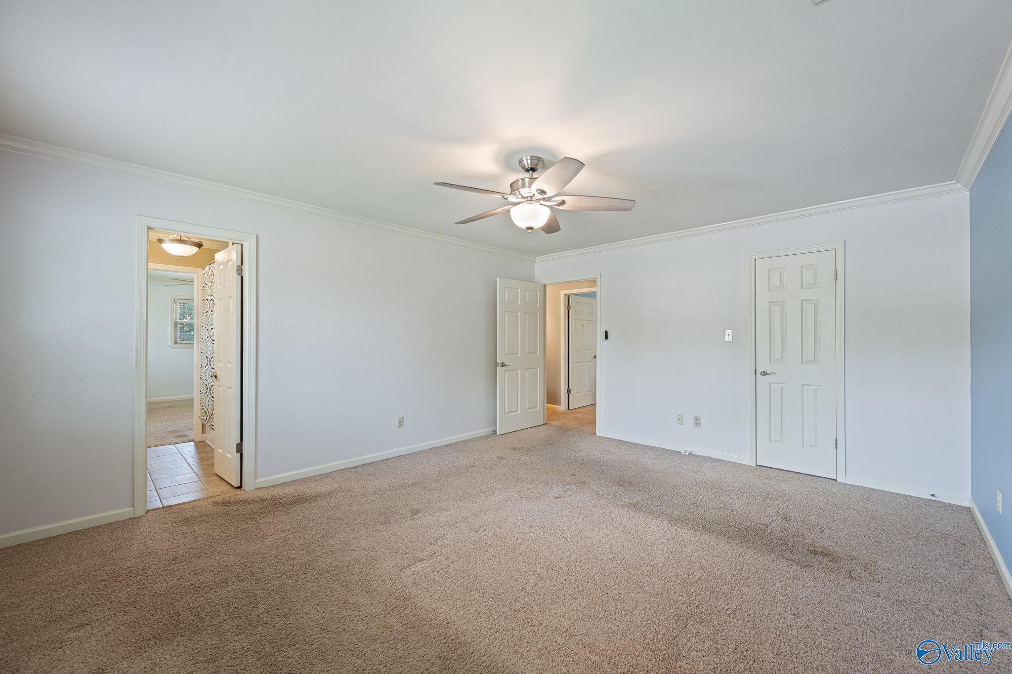 1019 Way Thru The Woods SW