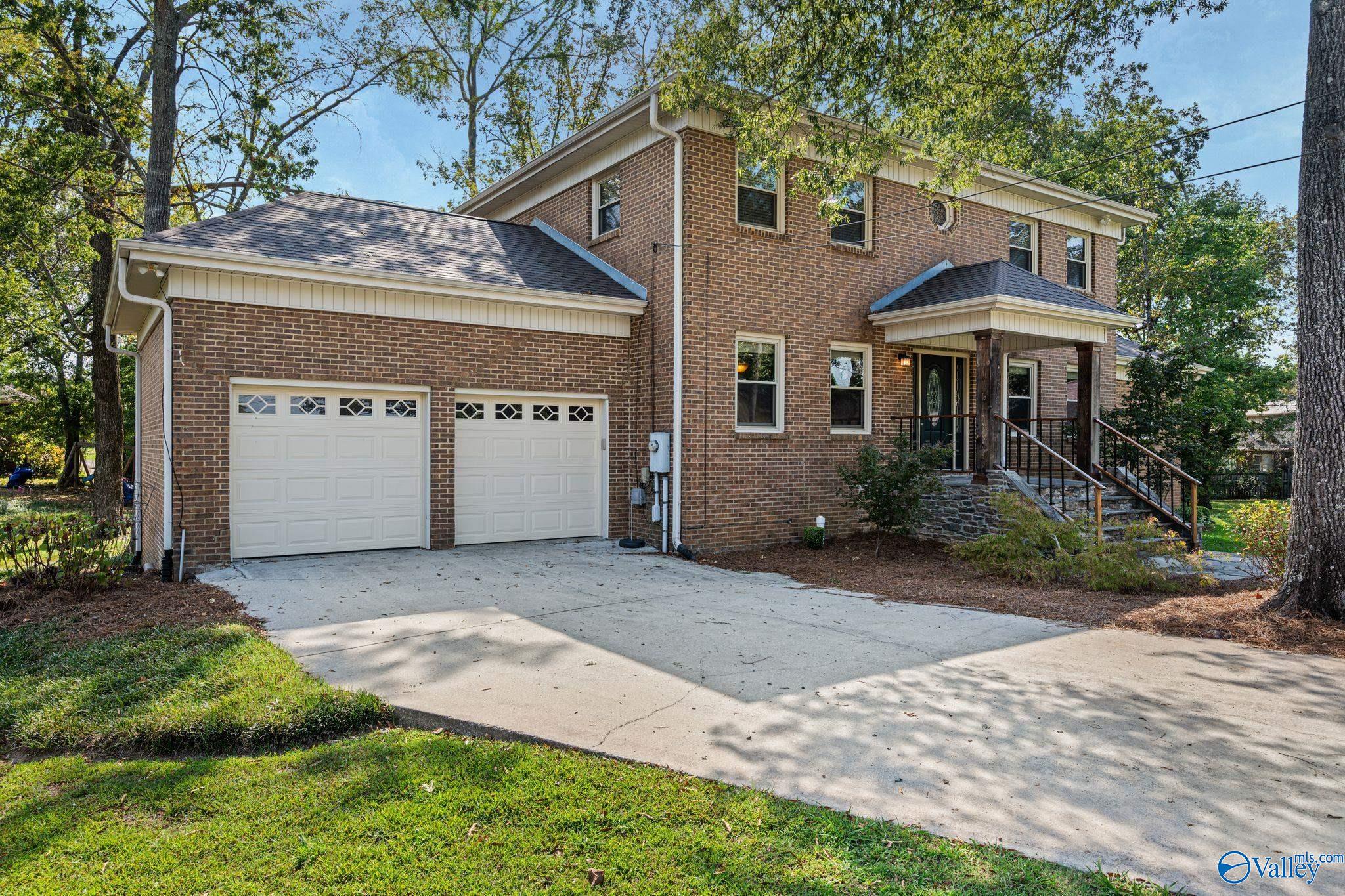 1019 Way Thru The Woods SW