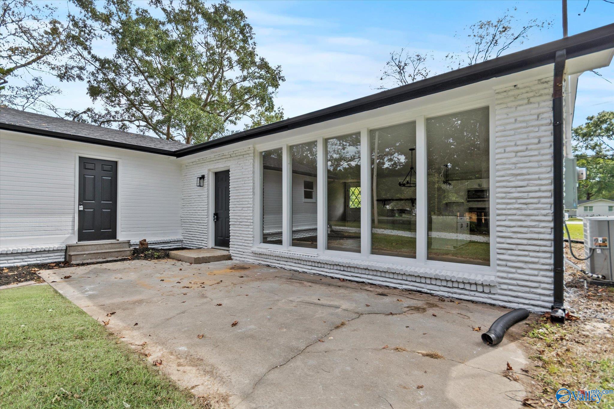 1698 Parker Road SE
