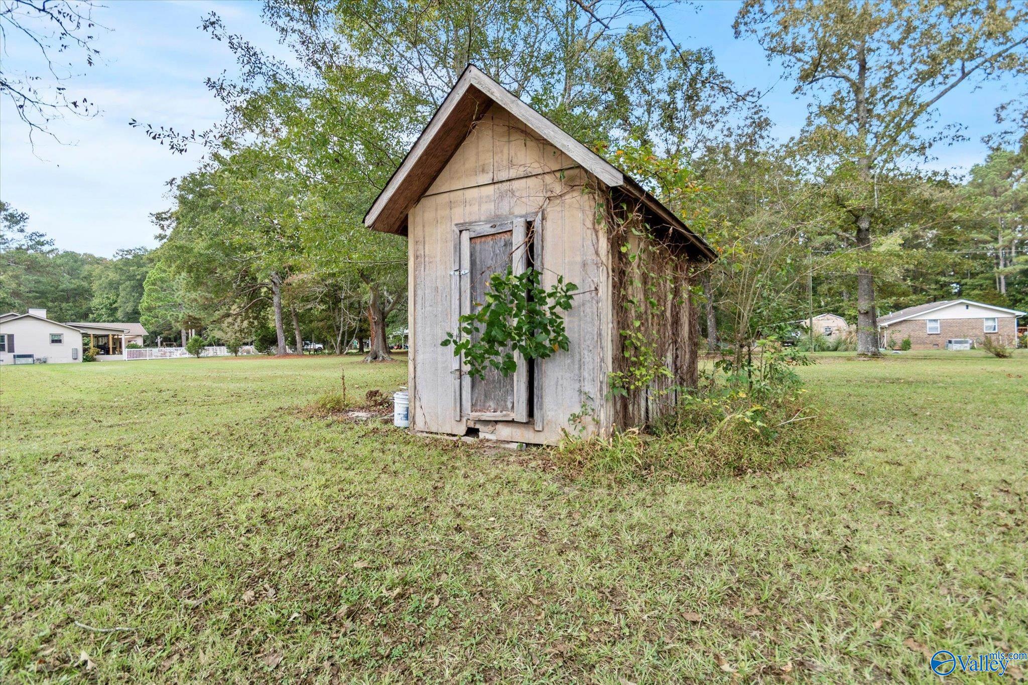 1698 Parker Road SE